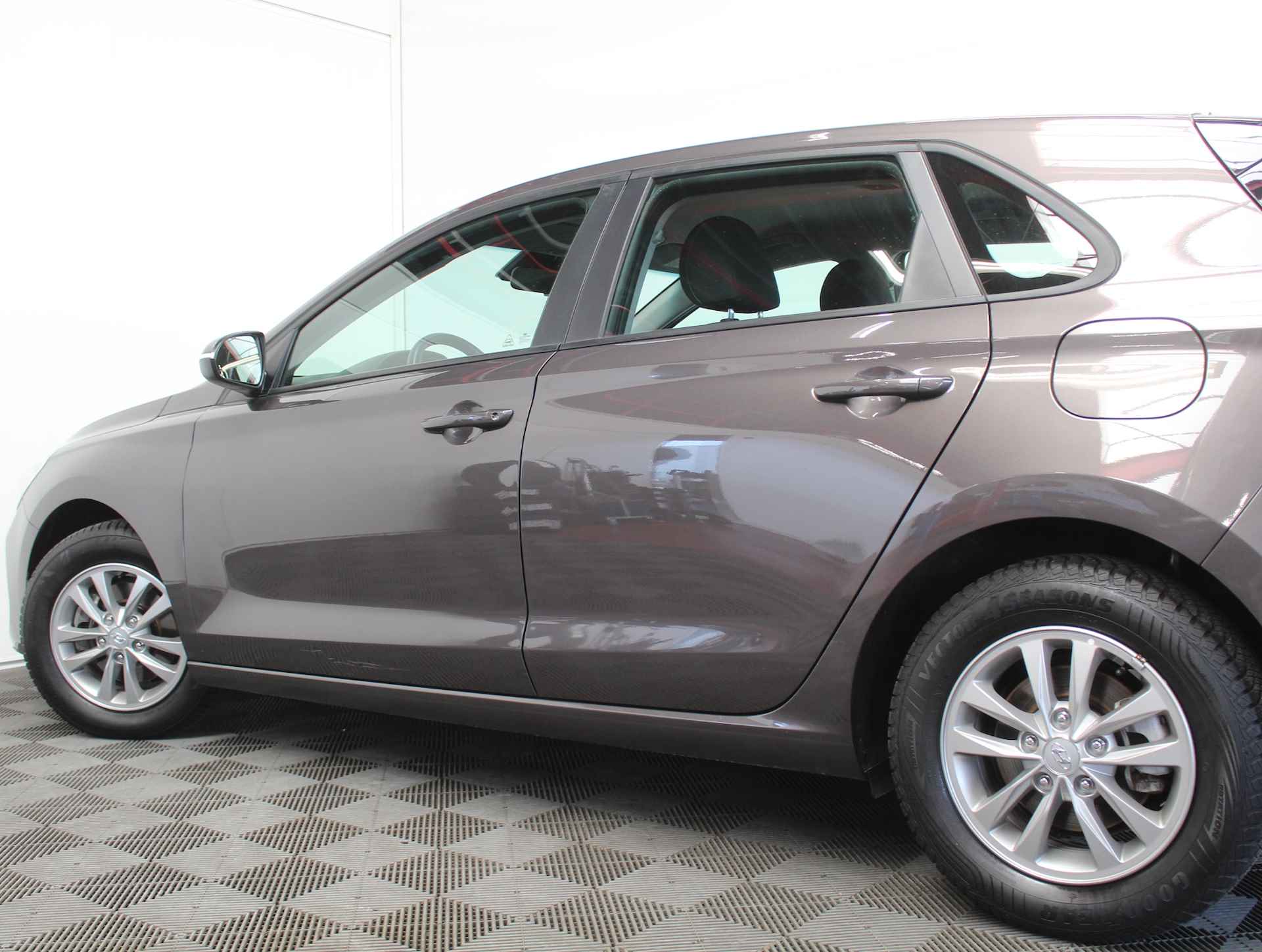 Hyundai i30 1.0 T-GDI Comfort CAMERA | CLIMATE | CARPLAY | CRUISE | DAB | LED | NAVI | PDC - 20/51