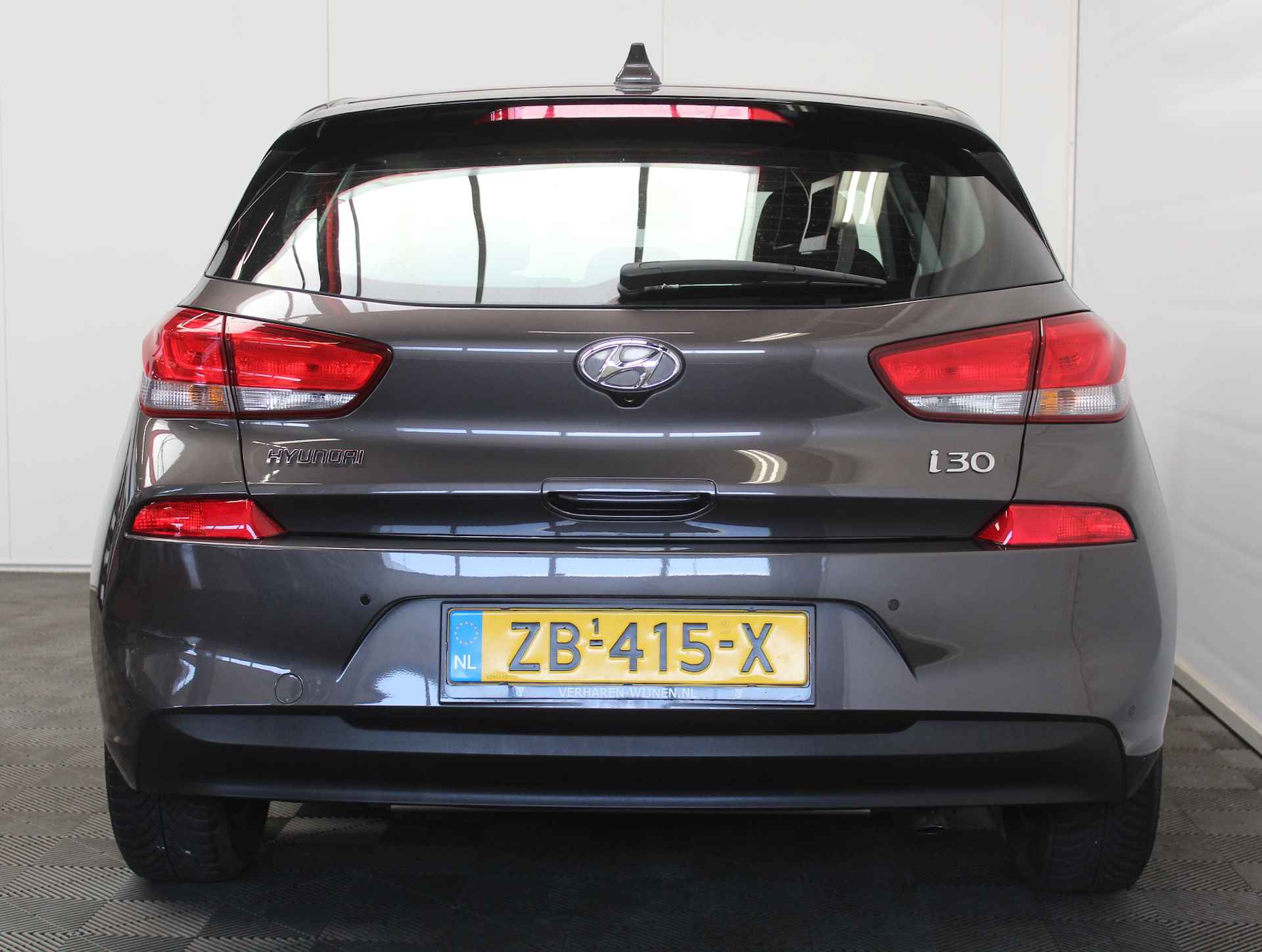 Hyundai i30 1.0 T-GDI Comfort CAMERA | CLIMATE | CARPLAY | CRUISE | DAB | LED | NAVI | PDC - 24/51