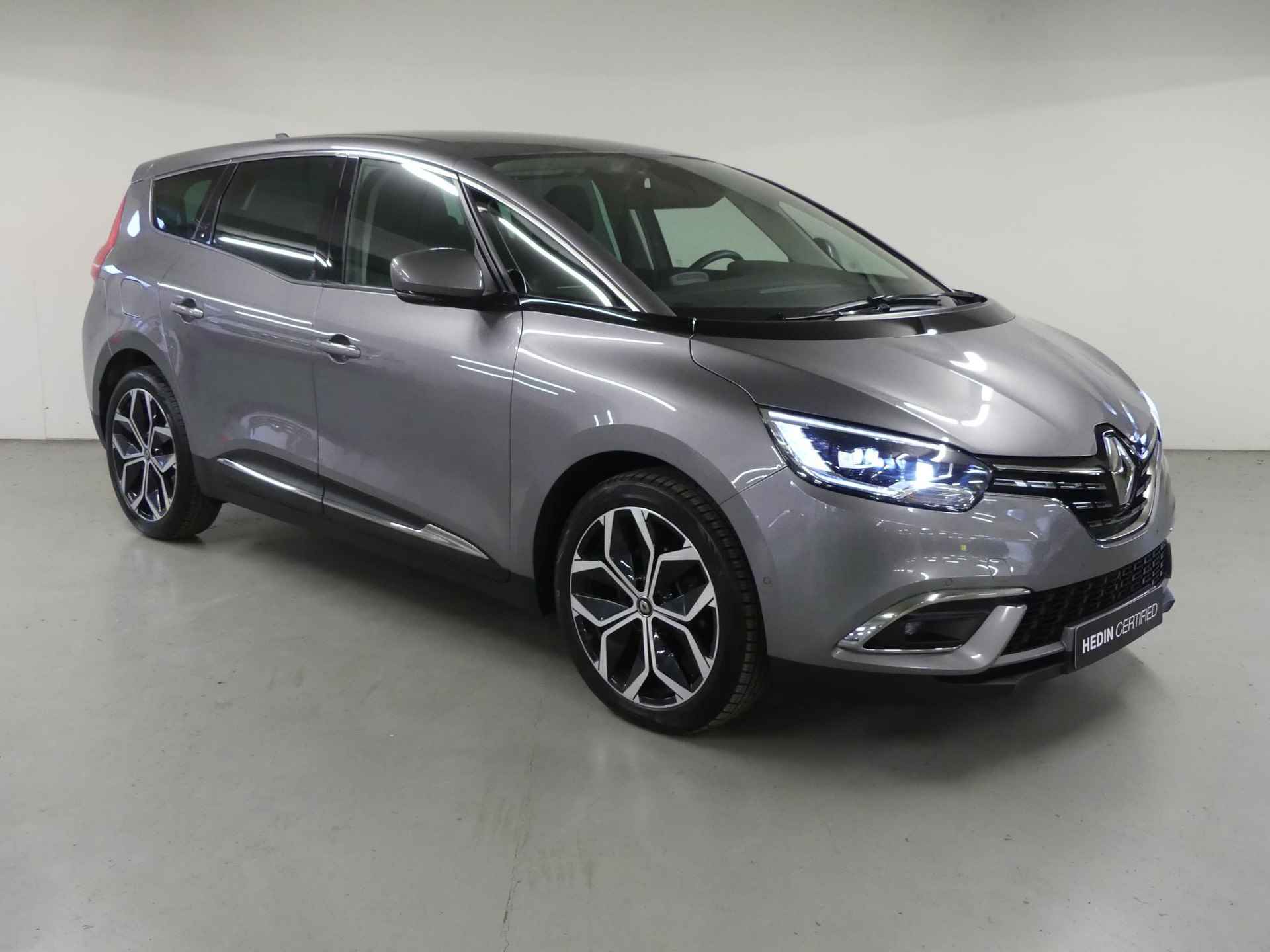 Renault Grand Scénic TCe 140 Techno 7p. | R-Link Multimedia & Navigatie | LED Pure Vision | Camera | Parkeersensoren | Climate Control | 7-Persoons - 2/35