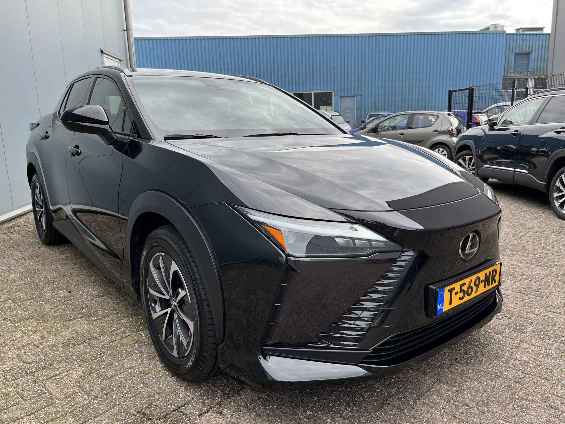 Lexus RZ 450e Executive Line | NIEUW & DIRECT LEVERBAAR | Stoel + Stuur verwarming | Leder | LED | BSM | Premium Navigatie | BTW'er | - 4/27