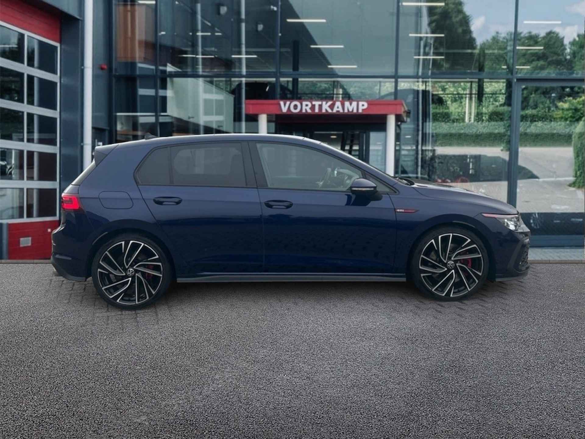 VOLKSWAGEN Golf 2.0 TSI DSG GTI PANO-DAK/H&amp;K/CAMERA/TREKHAAK/CARPLAY/NAVI/ACC - 4/31