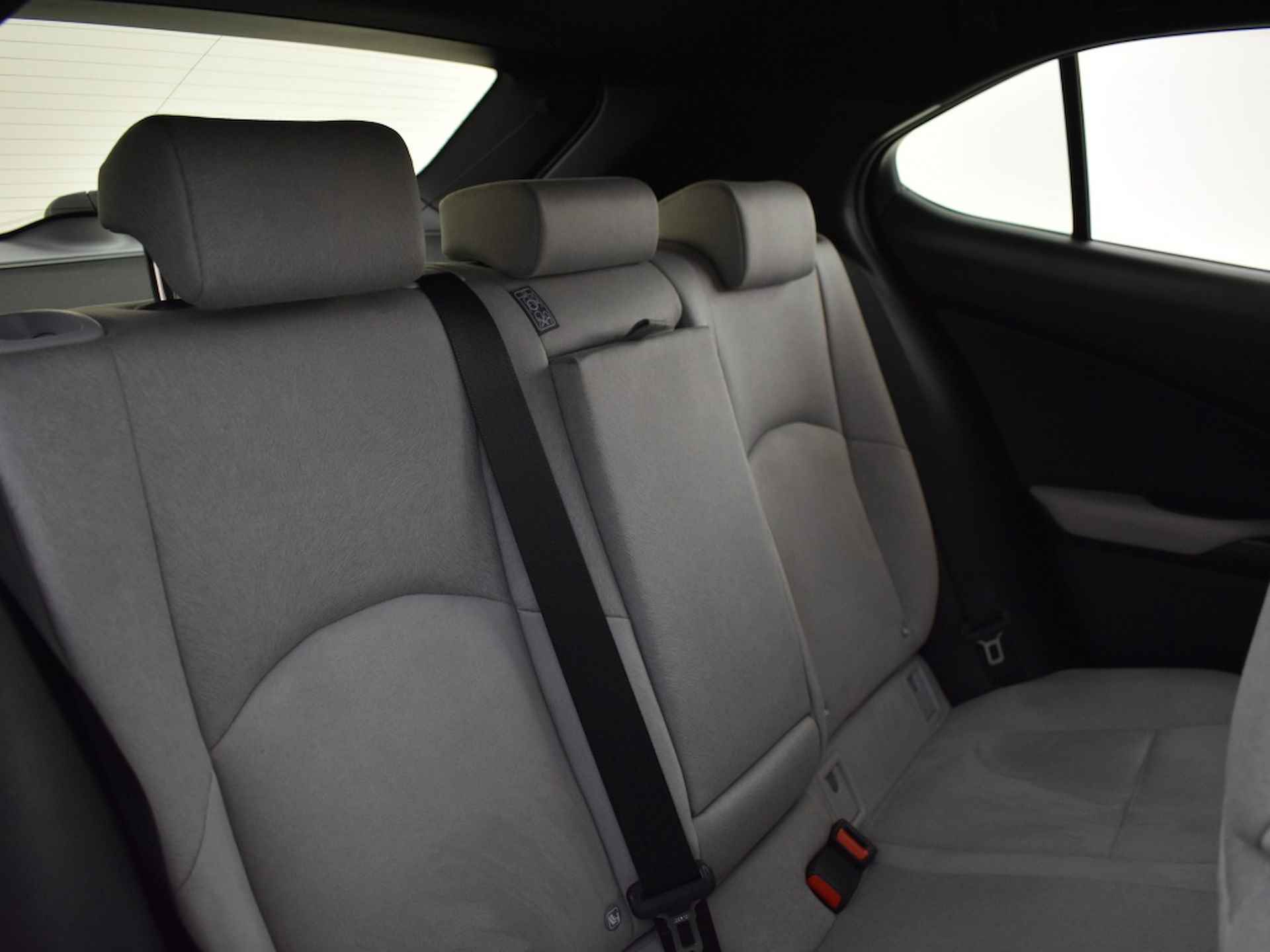 Lexus UX 250h Business Edition | Navi | Stuur- & stoelverwarming - 12/34