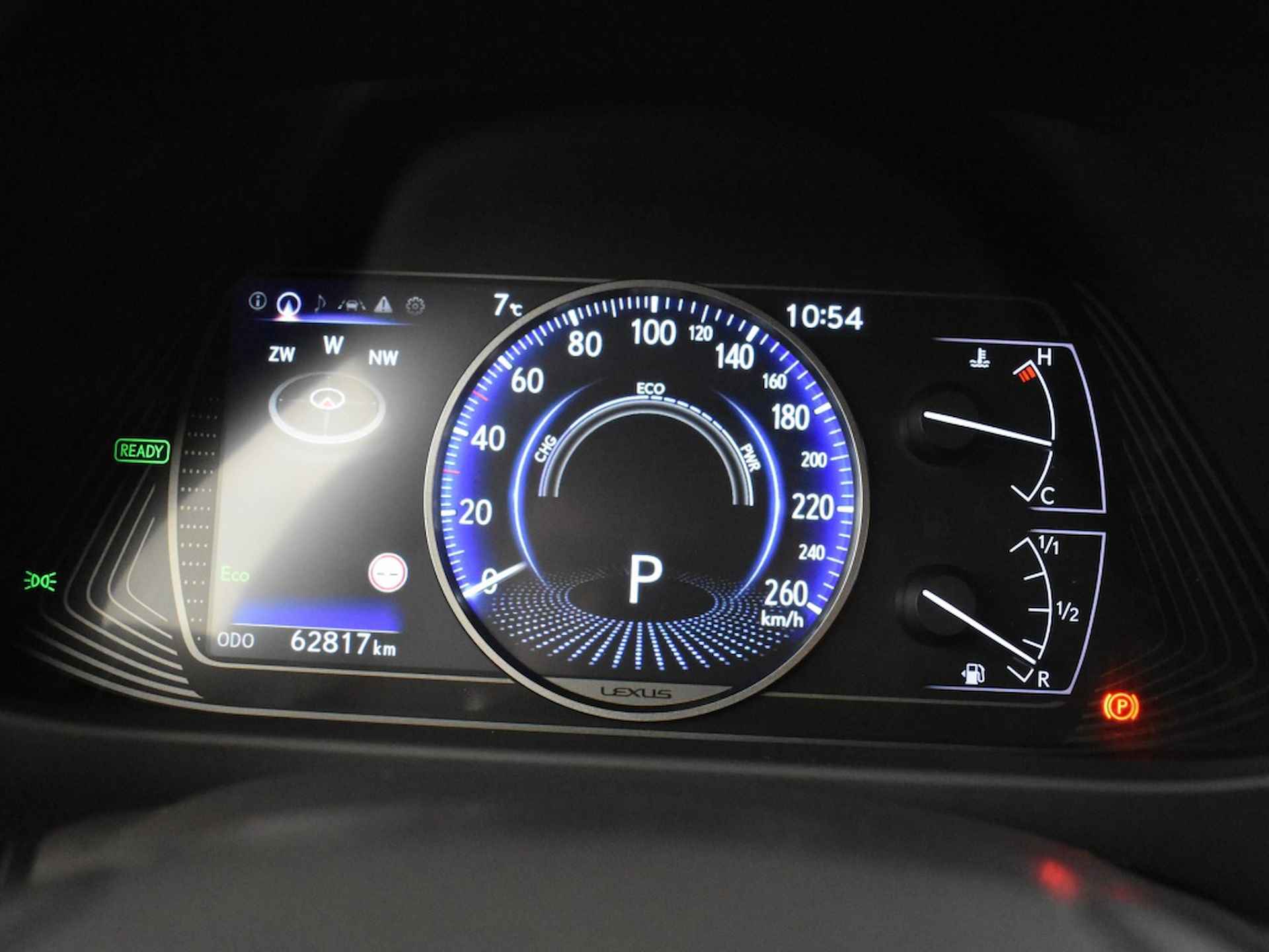 Lexus UX 250h Business Edition | Navi | Stuur- & stoelverwarming - 19/35