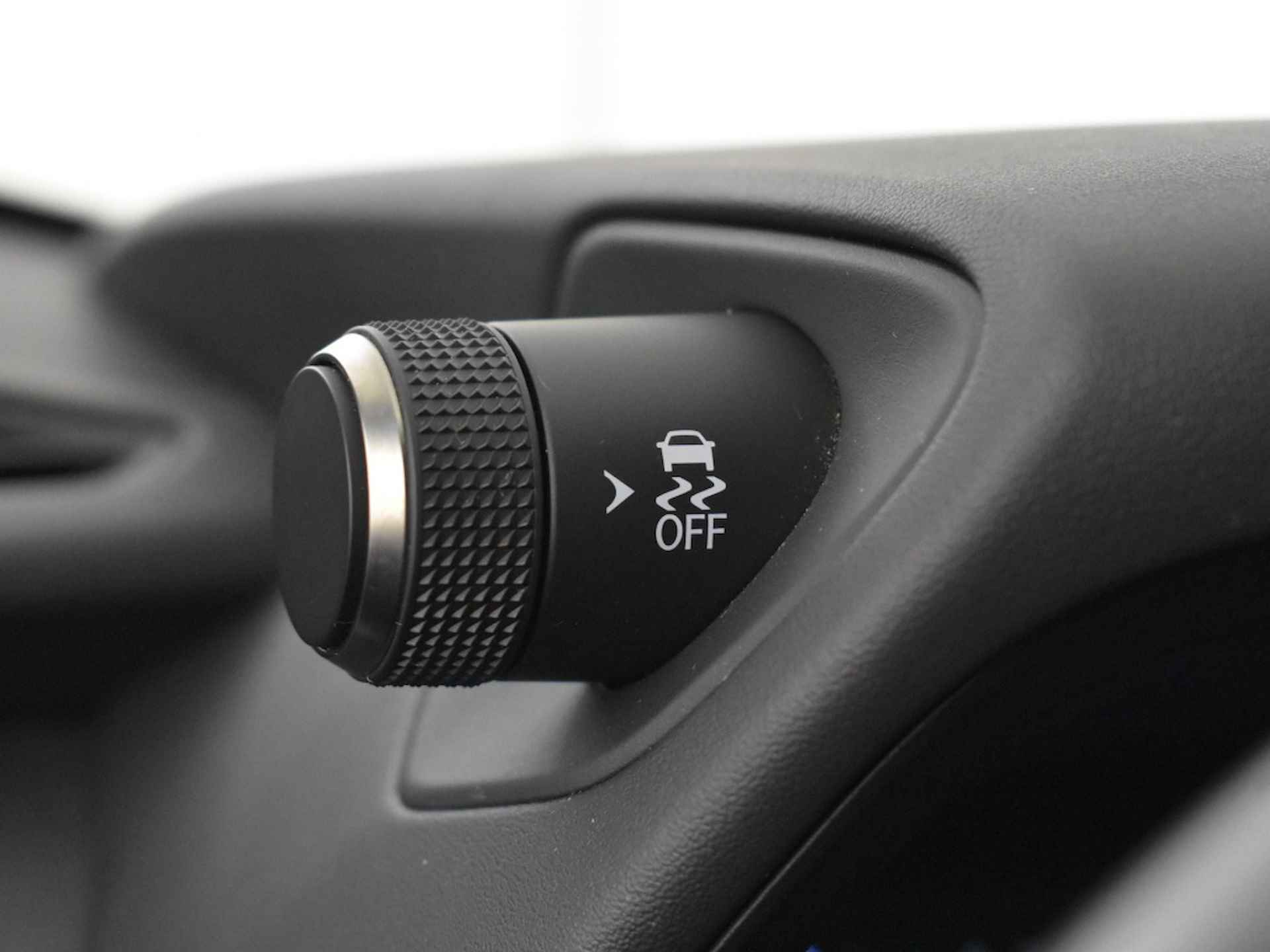Lexus UX 250h Business Edition | Navi | Stuur- & stoelverwarming - 33/34