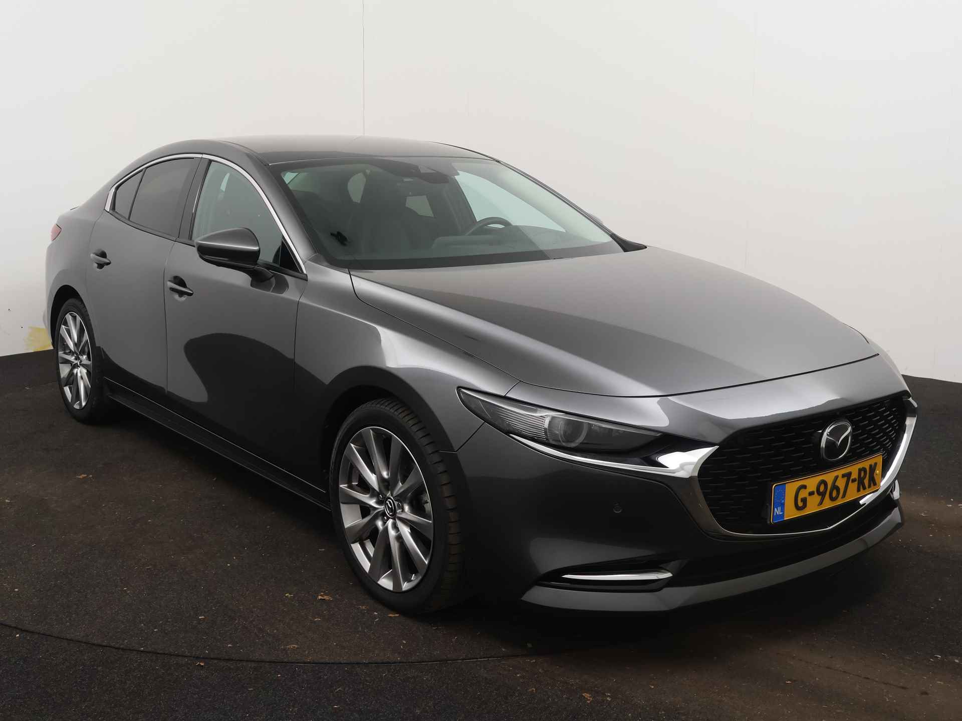 Mazda 3 2.0 e-SkyActiv-X M Hybrid 180 Luxury | I-Activesense | 360 Camera | Stuurwiel verwarmd | Voorstoelen verwarmd | - 29/47