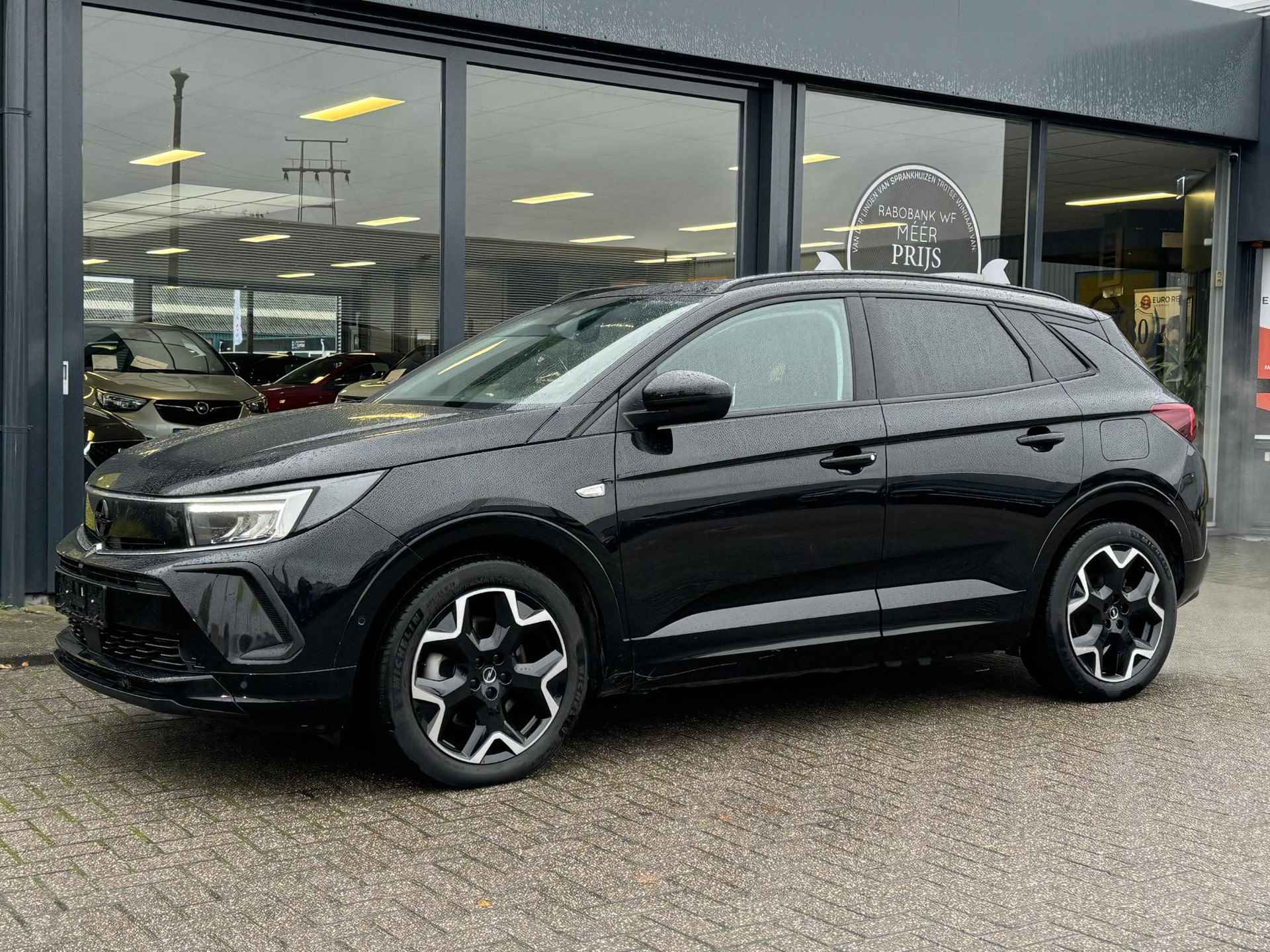 Opel Grandland 1.6 Turbo Hybrid 4x4 Ultimate 24mnd garantie ! | 300 pk! | Trekhaak!| 19" LMV | Camera | Adaptive Cruise | Stoelverwarming | Verwarmd voorruit | Keyless | Full LED - 3/39