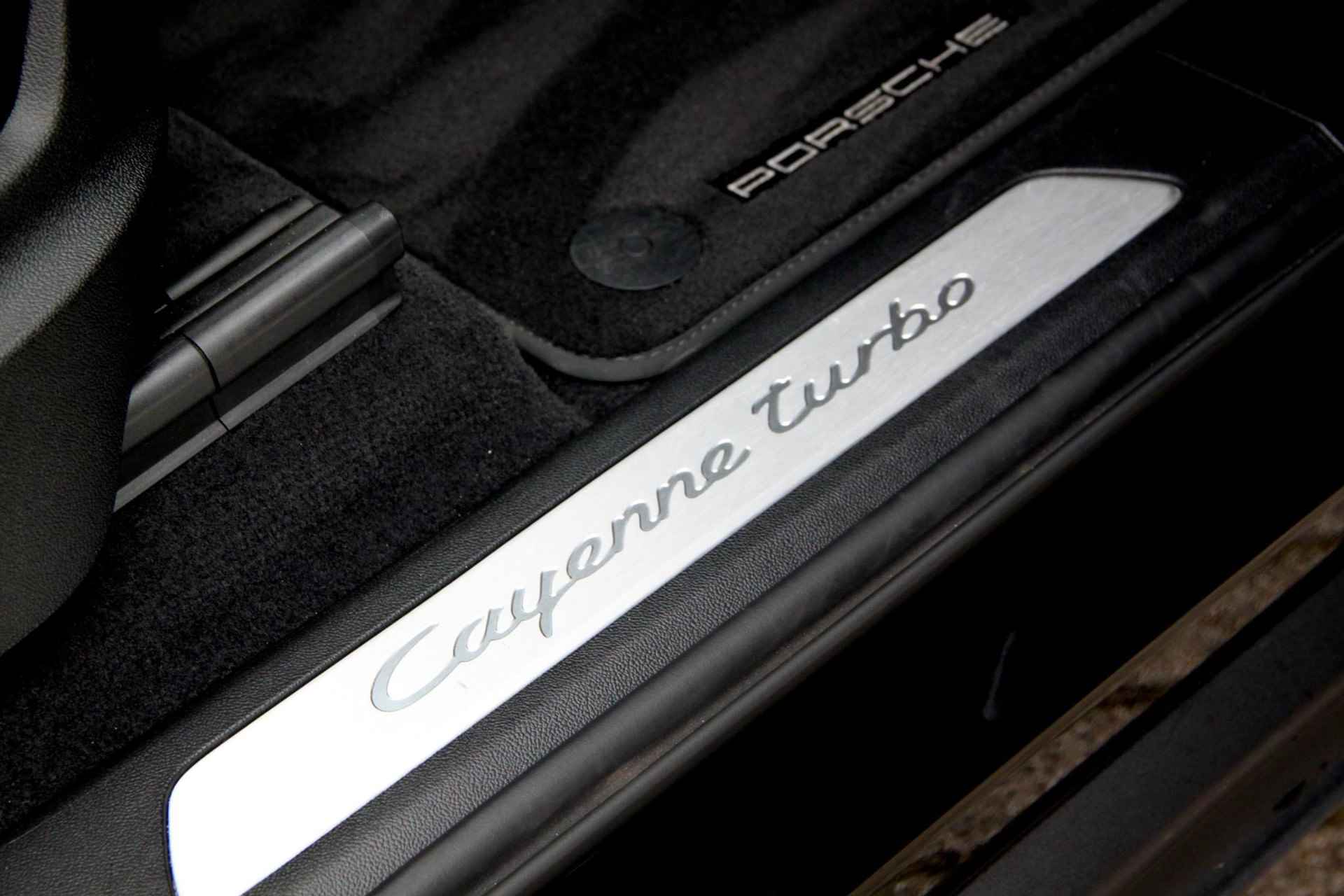 Porsche Cayenne Coupé 4.0 Turbo / PANODAK / VIERWIELSTURING / HEAD-UP - 32/55