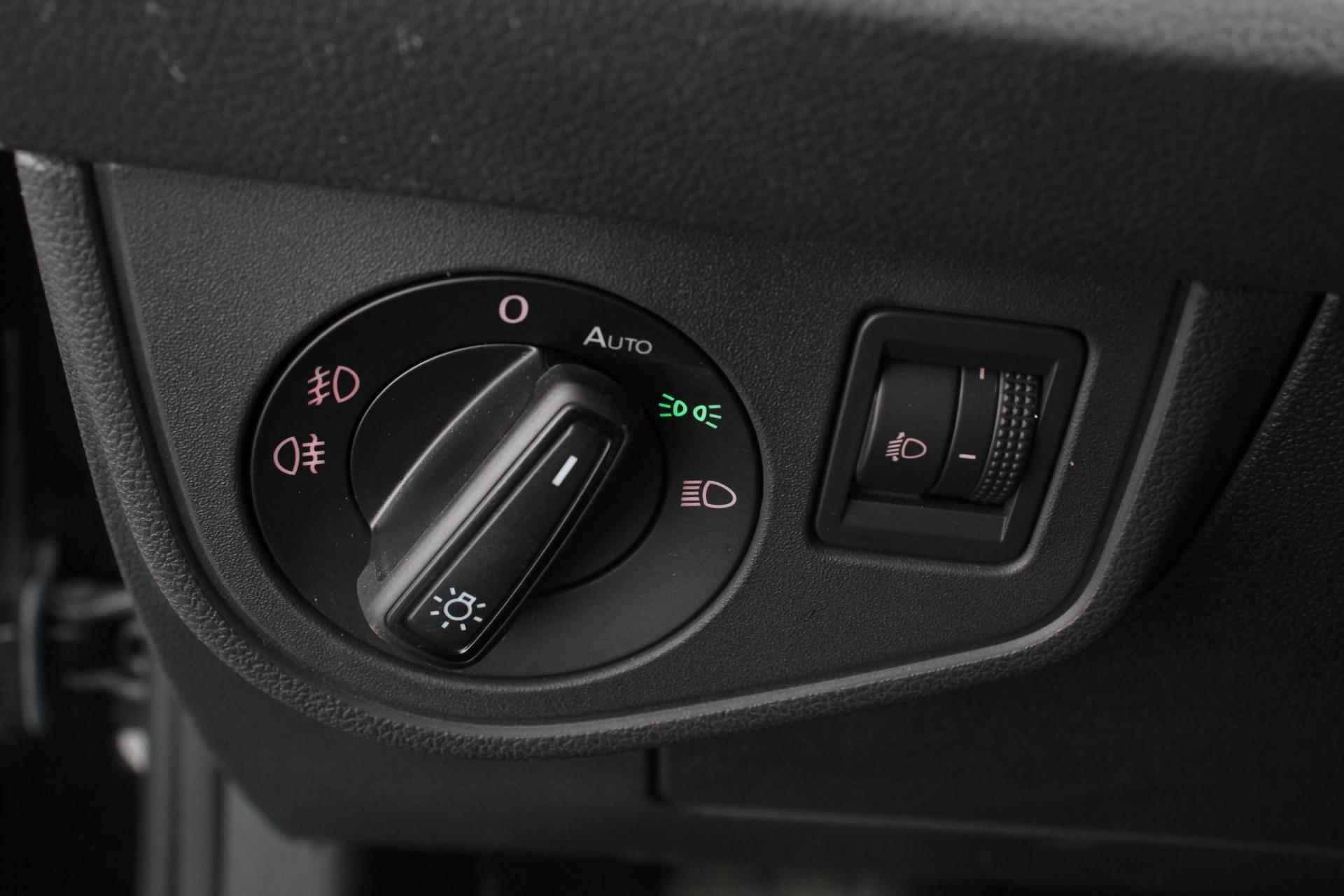 Volkswagen Polo 1.0 TSI 110pk DSG Highline | Navigatie | Apple Carplay/Android auto | Afneembare trekhaak | Parkeersensoren | Adaptive Cruise Control | Verwarmbare voorstoelen | Extra getint glas | Climate Control - 13/31