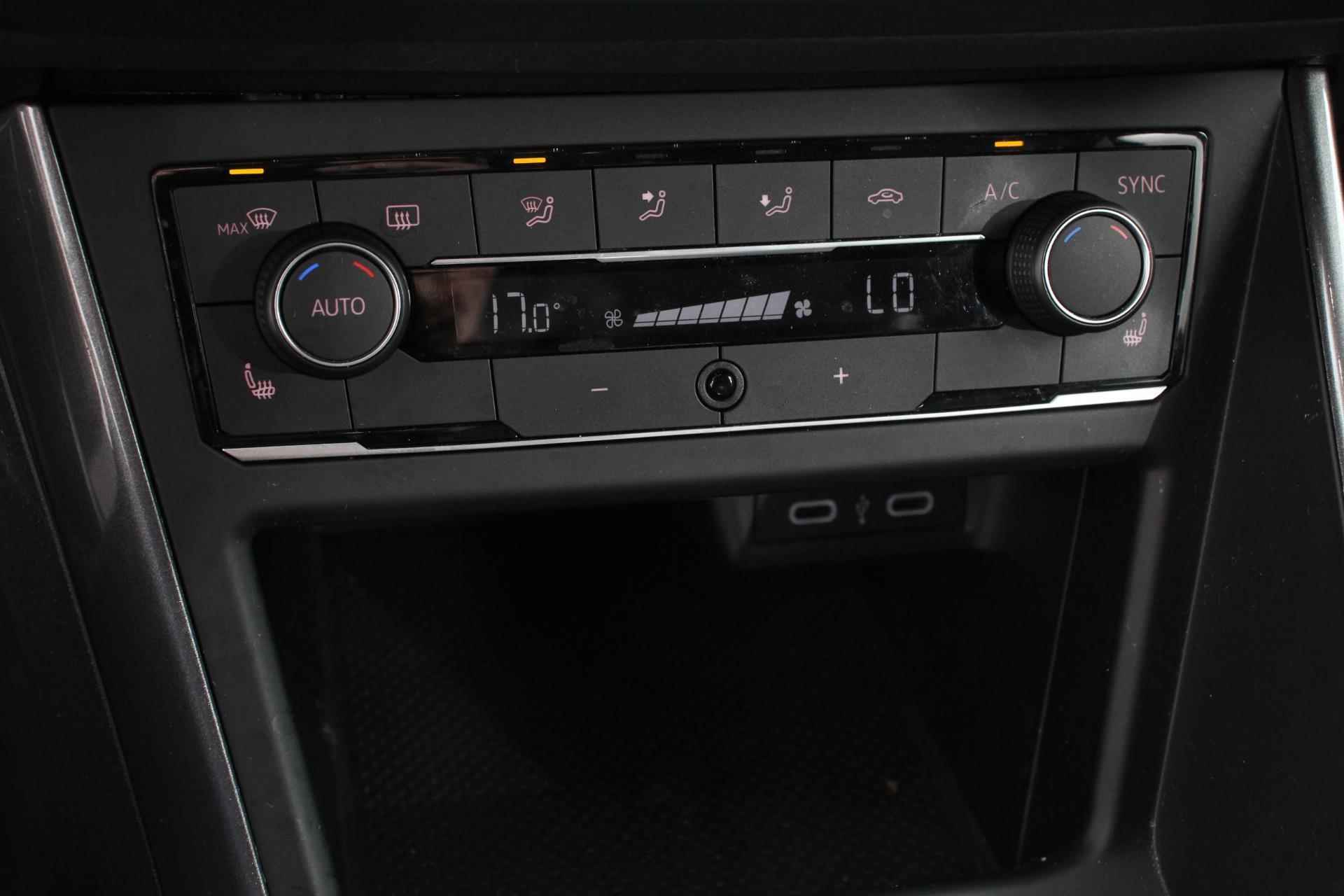 Volkswagen Polo 1.0 TSI 110pk DSG Highline | Navigatie | Apple Carplay/Android auto | Afneembare trekhaak | Parkeersensoren | Adaptive Cruise Control | Verwarmbare voorstoelen | Extra getint glas | Climate Control - 18/31