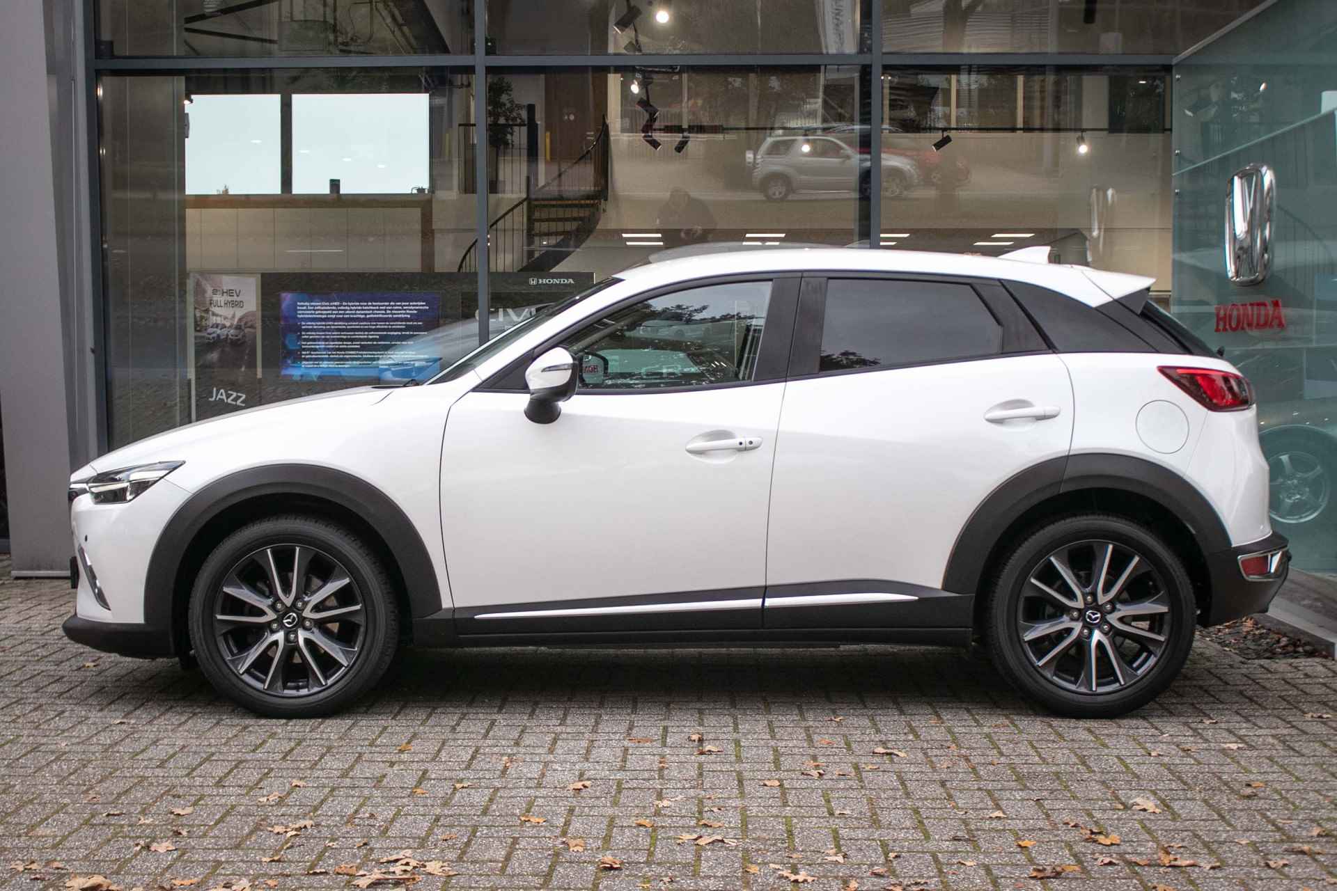 Mazda CX-3 2.0 SkyActiv-G 120 GT-M Line Automaat - All in rijklaarprijs | Trekhaak | Navi | Blind spot - 2/41