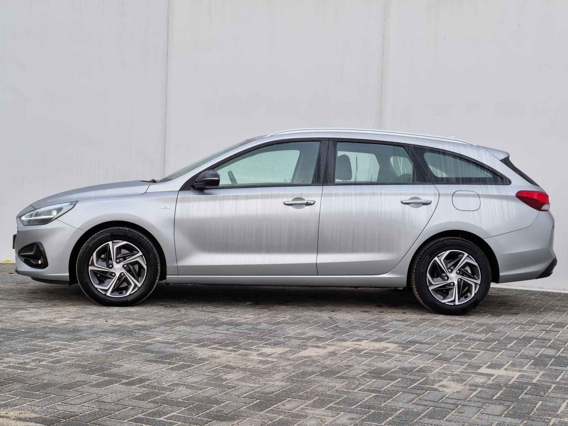 Hyundai i30 Wagon 1.0 T-GDi MHEV Comfort Smart Automaat / Private Lease Vanaf €629,- / Navigatie / Android Auto/Apple Carplay - 13/38