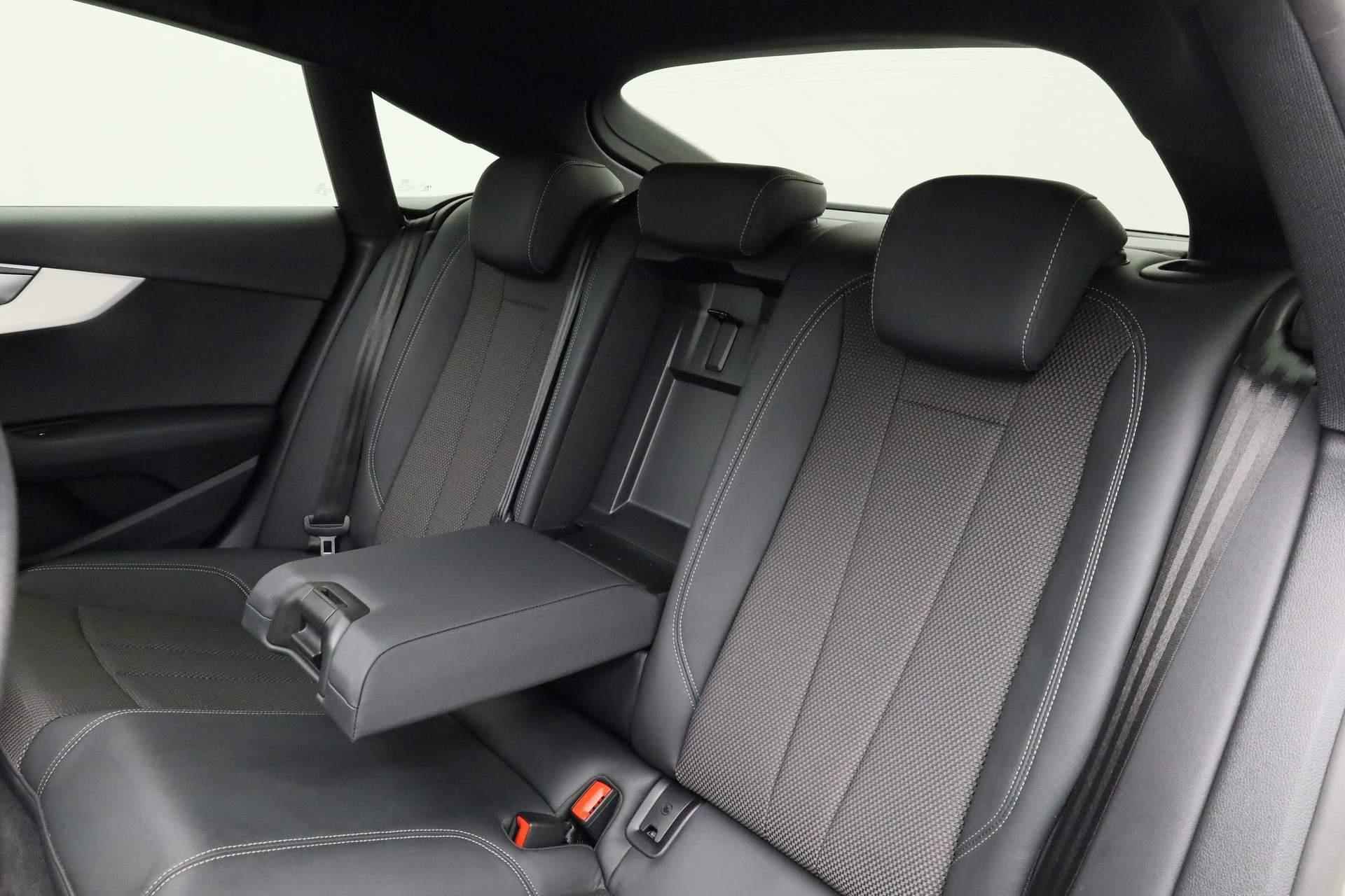 Audi A5 Sportback 40 TFSI 204PK S-tronic Advanced Edition | S-Line int. | Pano | Matrix LED | Camera | 19 inch | ACC | Zwart optiek - 43/45