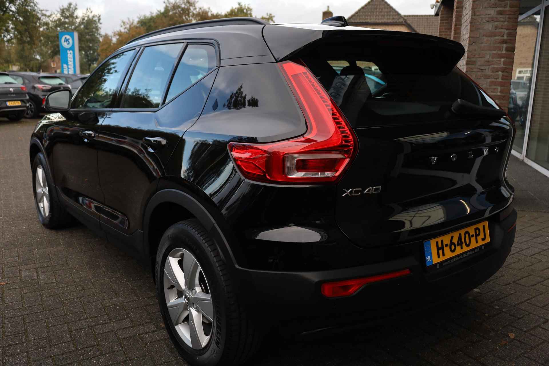 Volvo XC40 1.5 T3 TREKHAAK-ELEC COCKPITVIEW 2xPDC NAVI DEALER-ONDERHOUDEN CRUISE CLIMA 17"LMV - 39/42