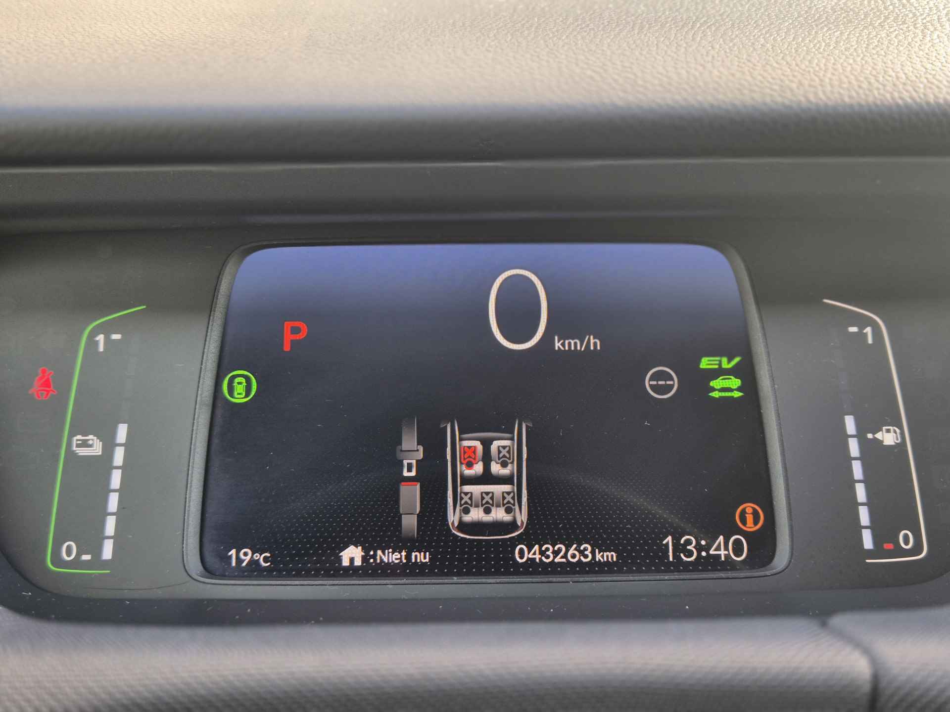 Honda Jazz 1.5 e:HEV Crosstar Navigatie, Parkeersensoren V+A, Apple/Android , All-in Rijklaarprijs - 9/24