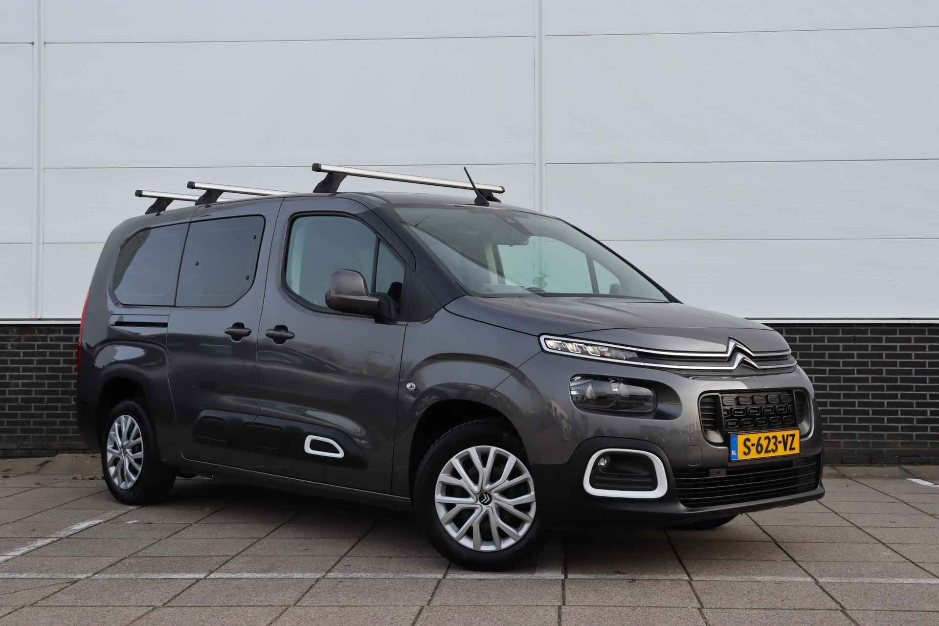 Citroen Berlingo XL 1.2 PureTech Feel *Trekhaak * Navigatie * Achteruitrijcamera - 3/44