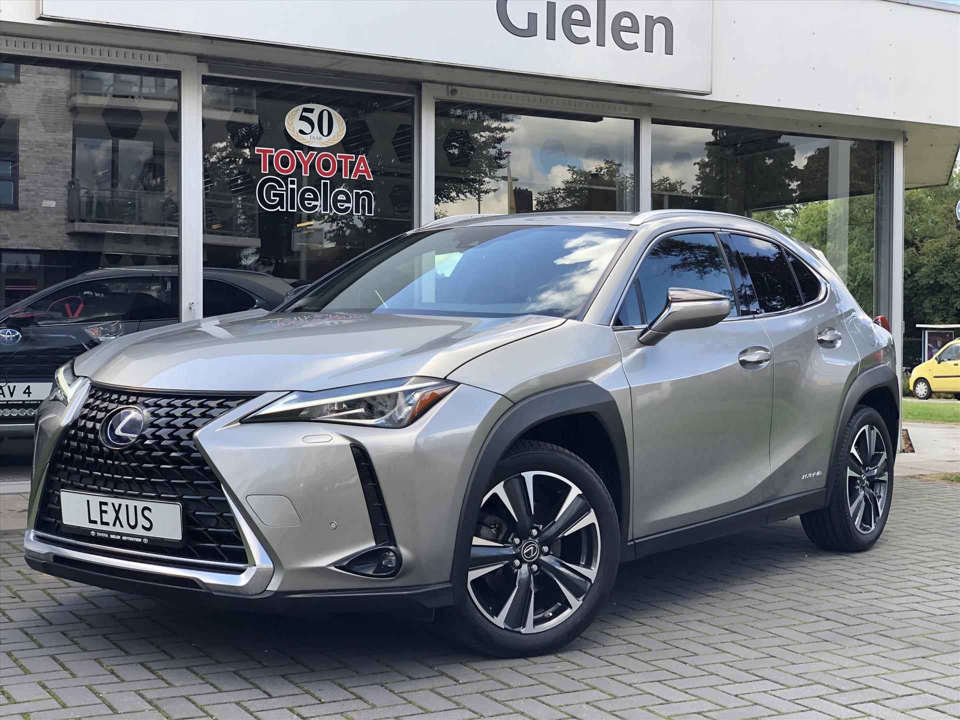 Lexus Ux 250h 184pk Preference Line | Dodehoekherkenning, Parkeersensoren, Keyless, 18 inch, CarPlay, Stoel + Stuurverwarming - 3/38