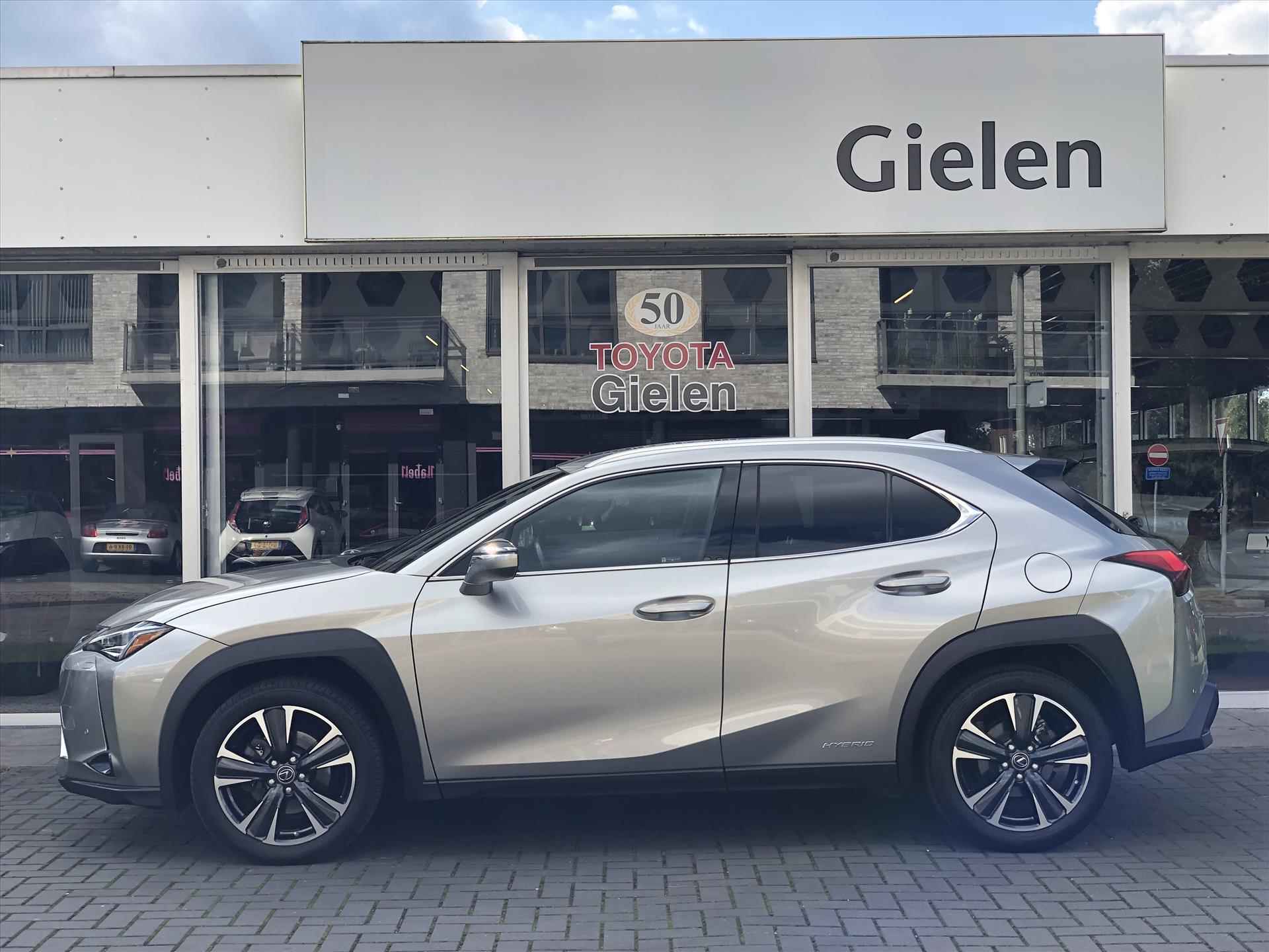 Lexus Ux 250h 184pk Preference Line | Dodehoekherkenning, Parkeersensoren, Keyless, 18 inch, CarPlay, Stoel + Stuurverwarming - 33/38