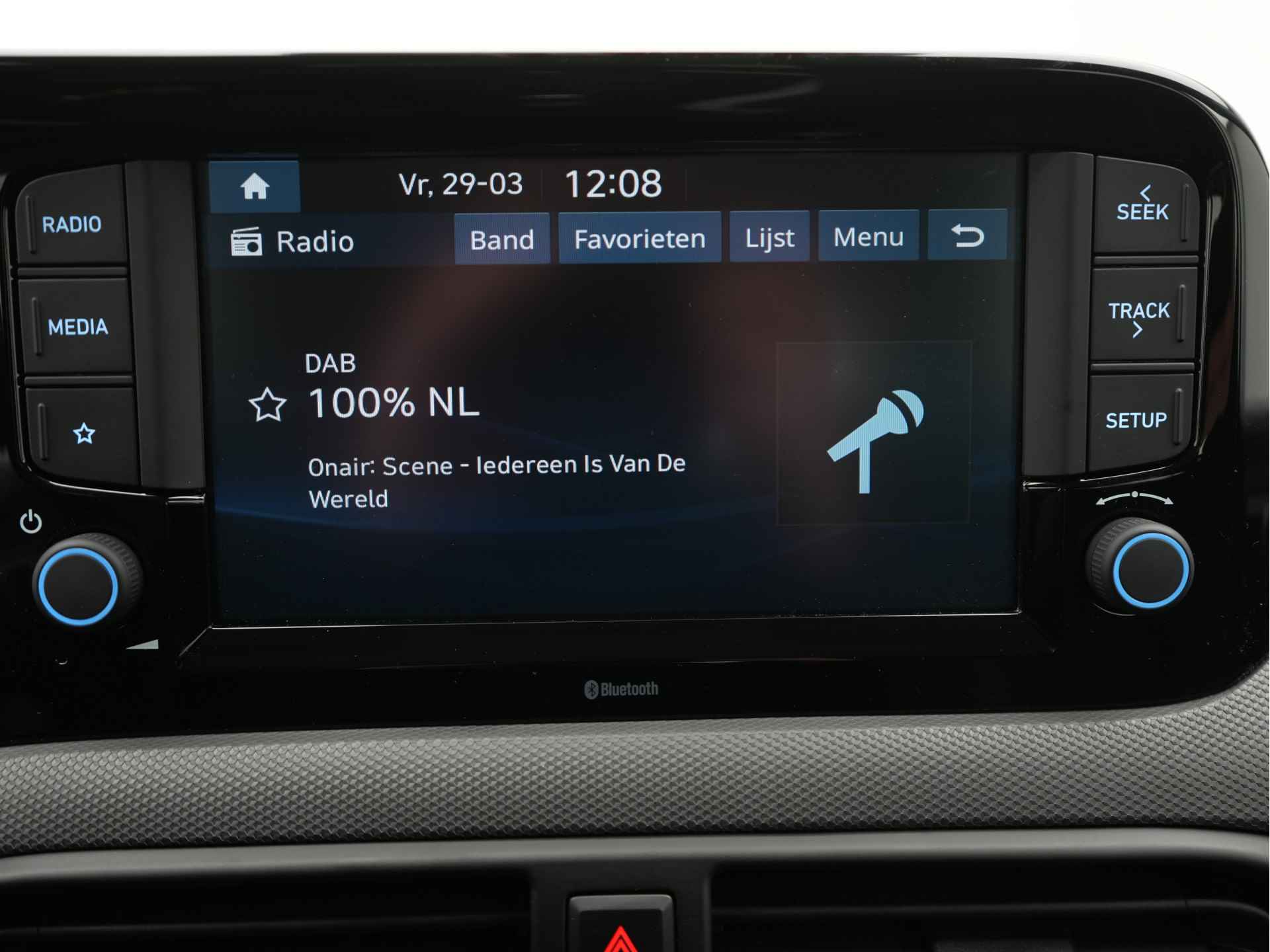 Hyundai i10 1.0 Comfort 5-zits AUTOMAAT | APPLE / ANDROID NAVIGATIE | AIRCO Uit voorraad leverbaar! - 16/41