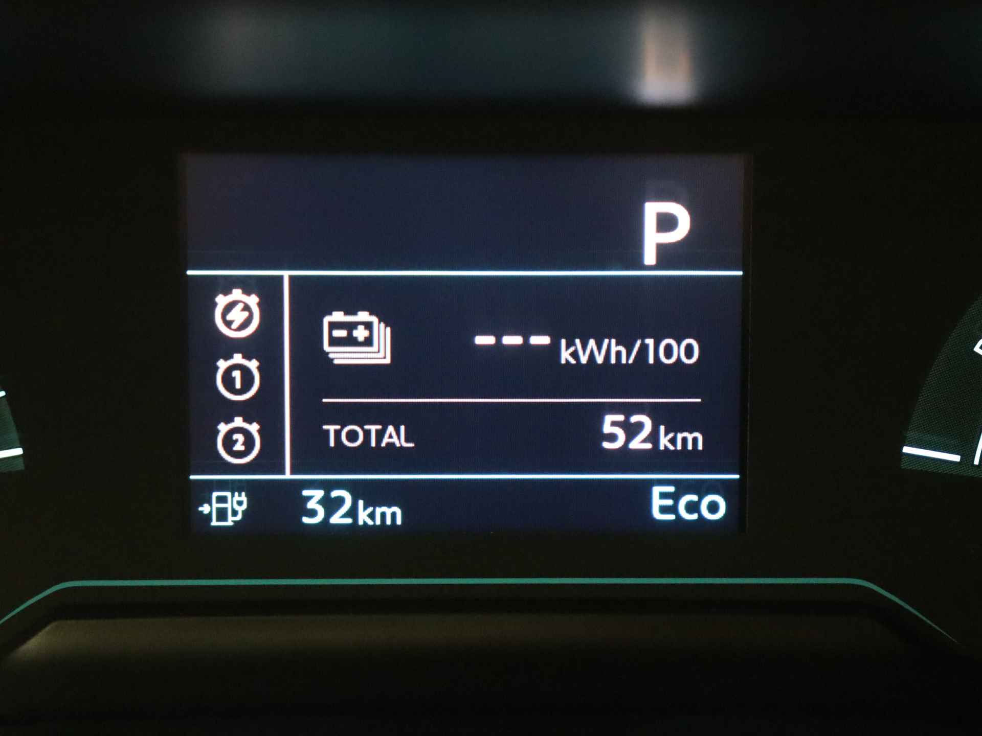 Peugeot e-208 EV Allure 50 kWh | Parkeerhulp voor en achter | Stoelverwarming | Navigatie | - 9/38