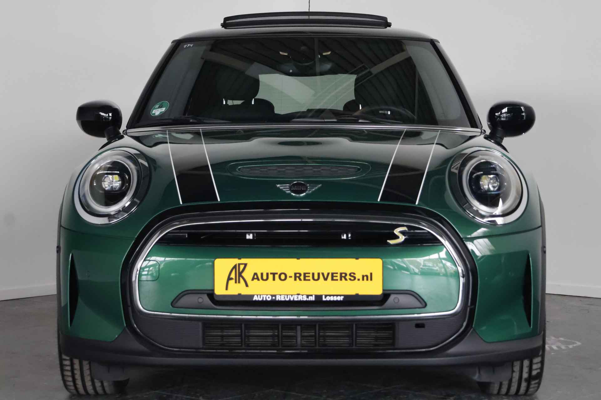 MINI Cooper Electric MINI Yours 33 kWh / Opendak / Leder / HarmanKardon / HUD / CarPlay - 9/29