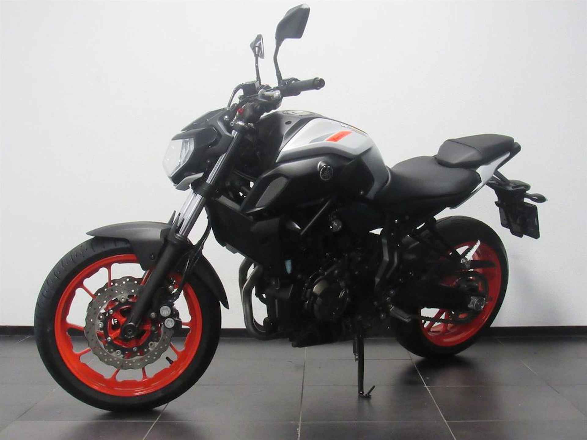 Yamaha MT-07 ABS - 3/7