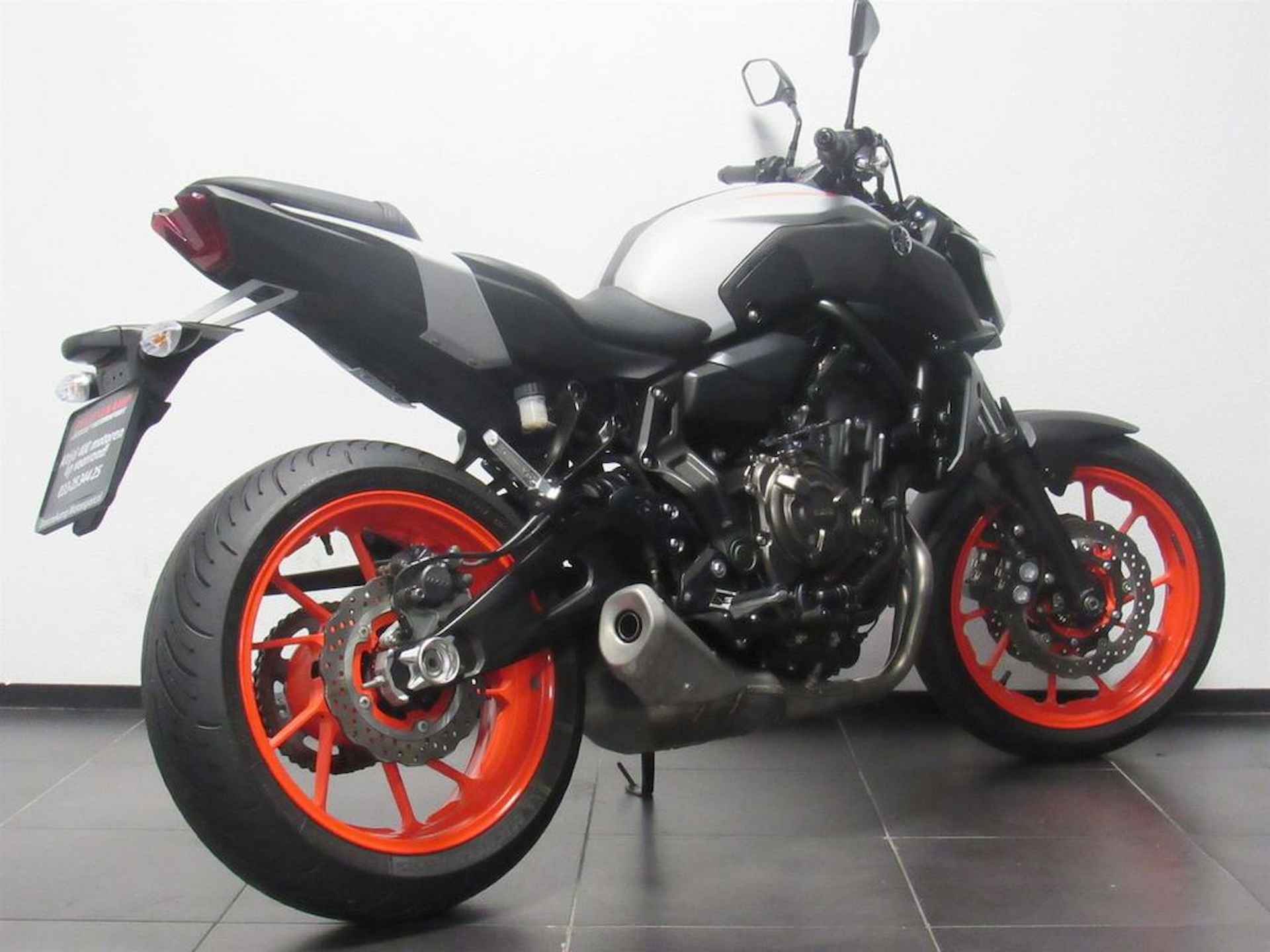 Yamaha MT-07 ABS - 6/7