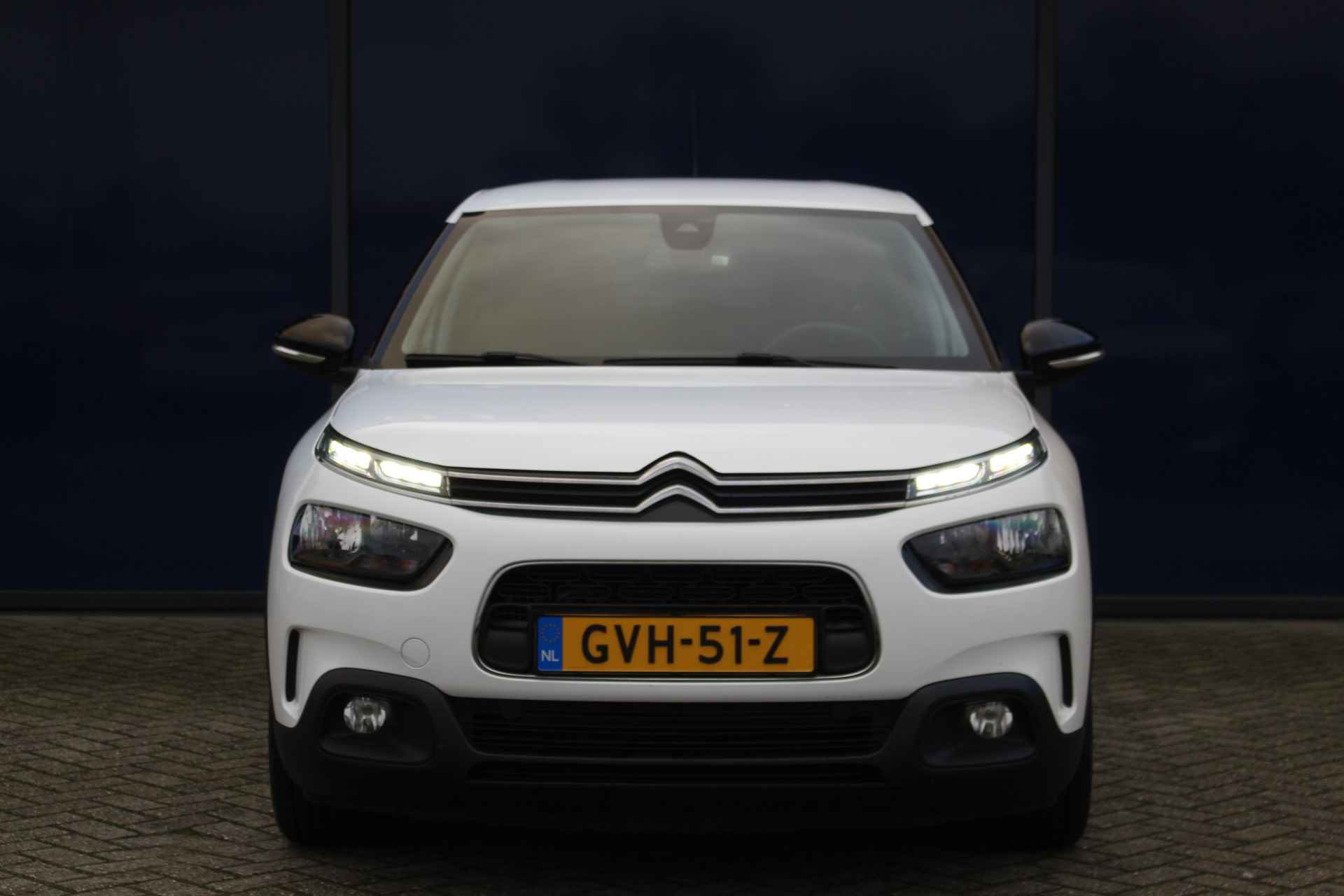 Citroën C4 Cactus 1.2 110PK Business | Clima | Stoelverwarming | Apple/Android Carplay | Bluetooth | Elek. Ramen | Virtueel Dashboard | Automatische verlichting - 7/38