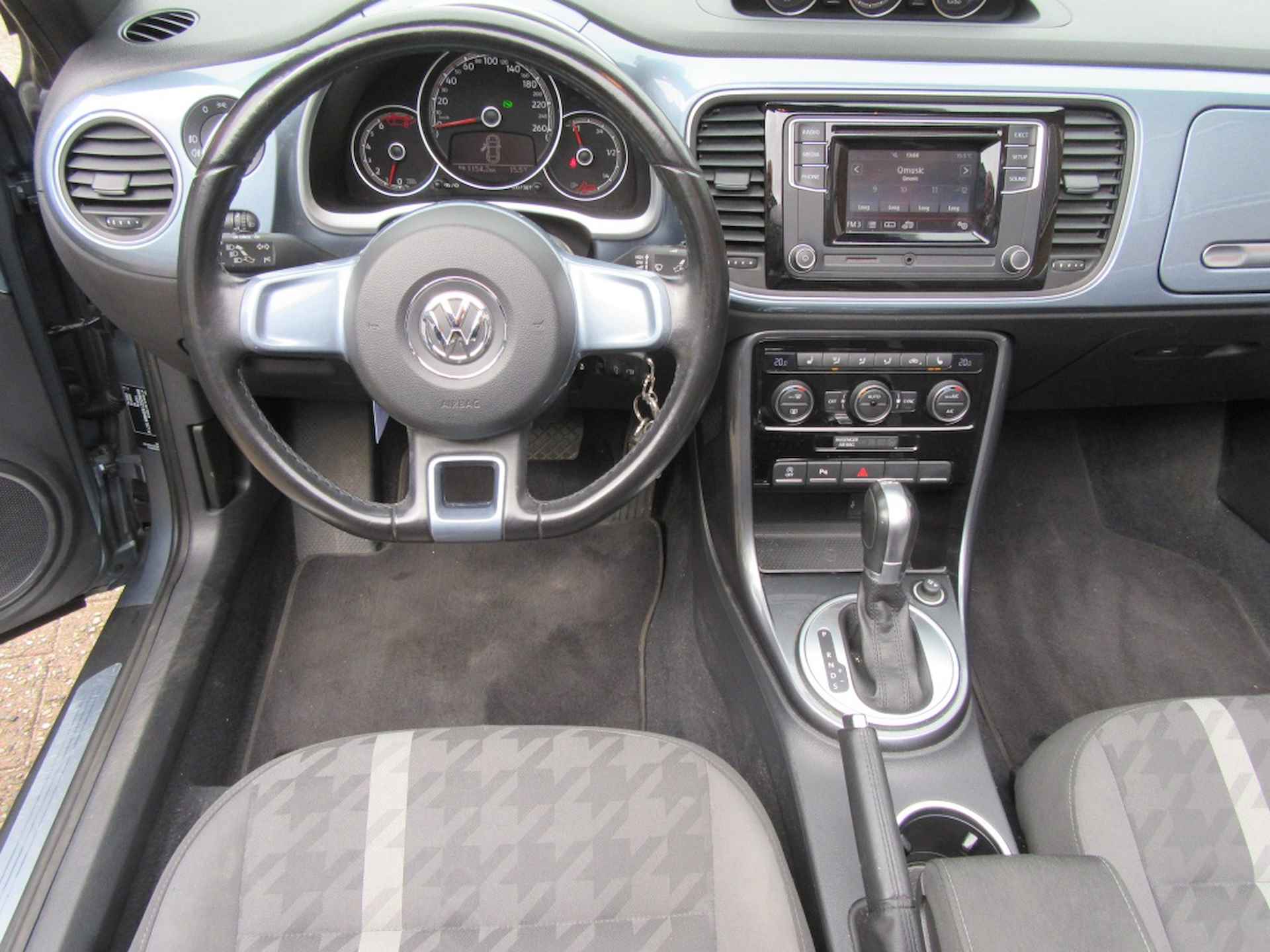 Volkswagen Beetle Cabriolet 1.2 TSI Design | Xenon | LED - 5/31