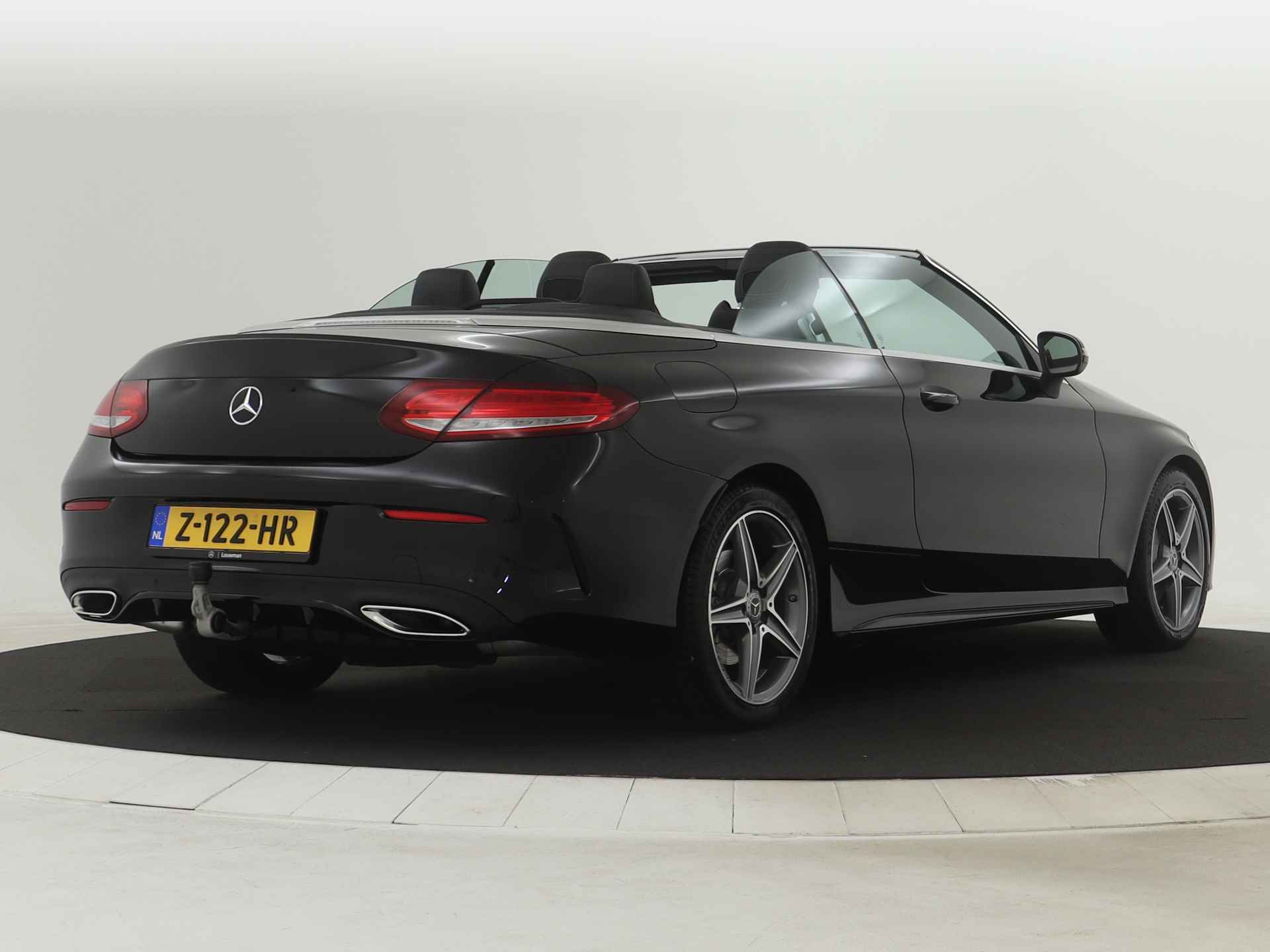 Mercedes-Benz C-Klasse Cabrio 180 Automaat | AMG Line | Airscarf | Trekhaak | Navigatie | Stoelverwarming | Inclusief 12 Maanden Garantie - 3/48