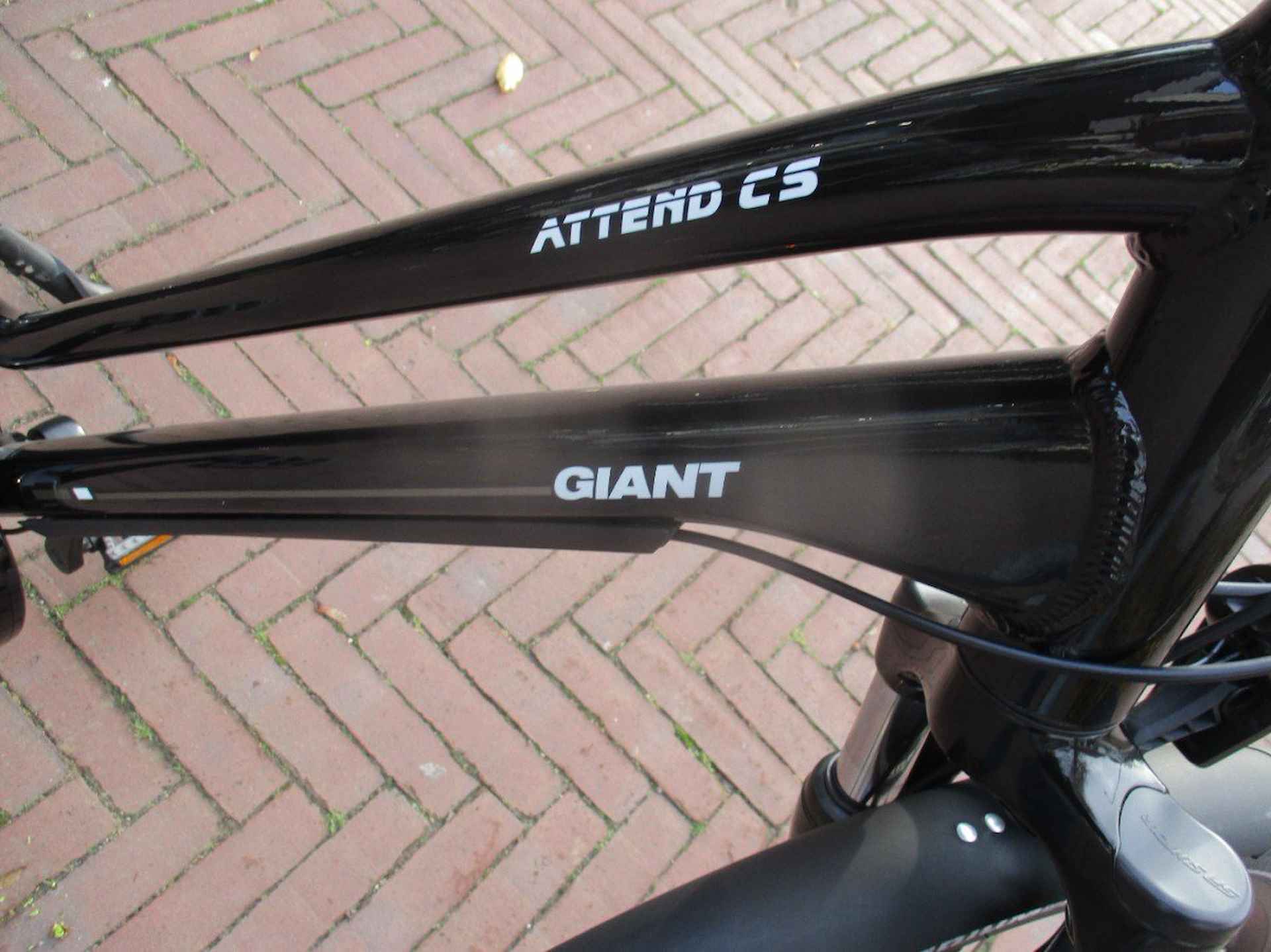 Giant Attend CS ( zo goed als nieuw ) Dames zwart 50cm 2023 - 5/12