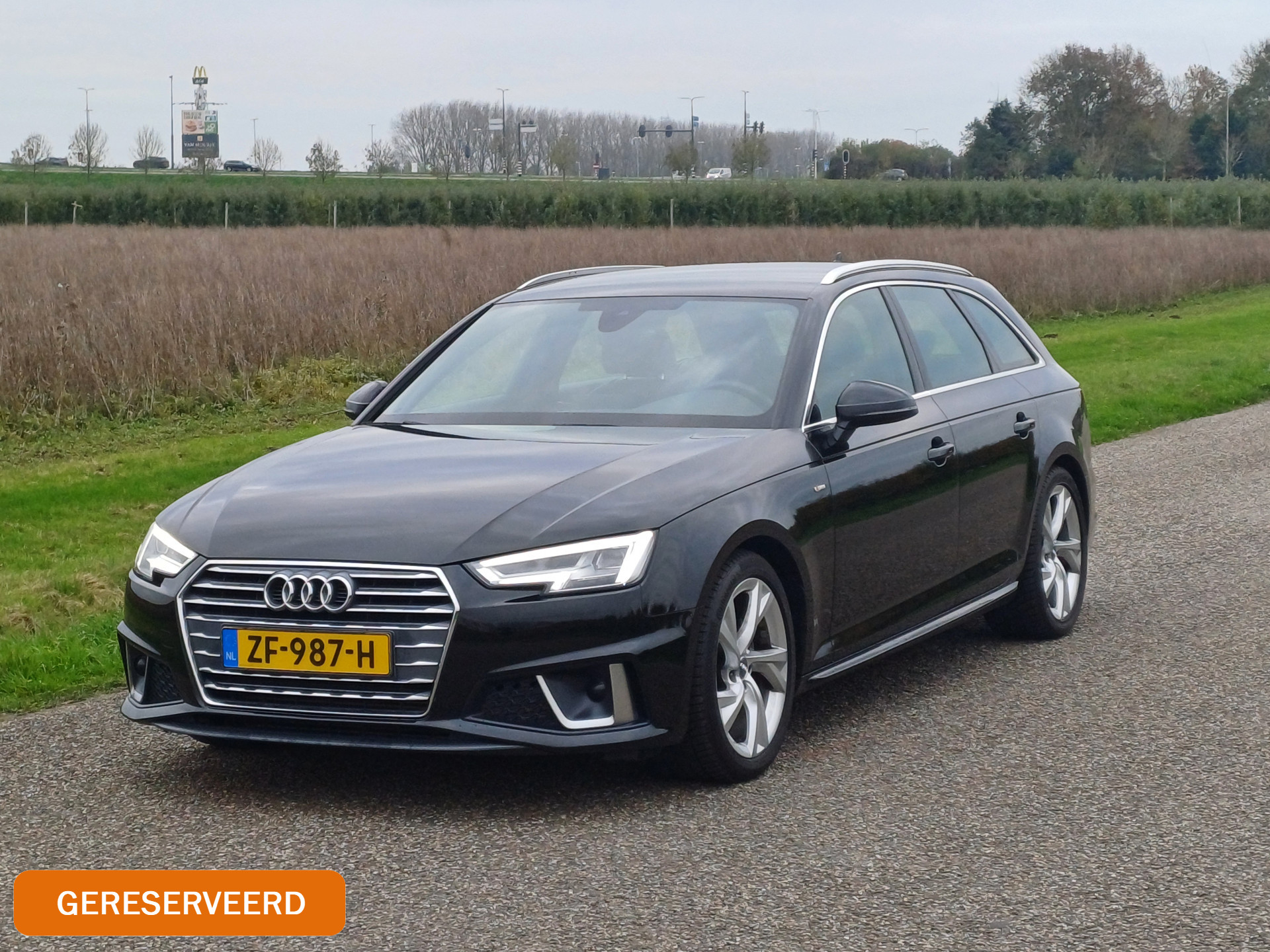 Audi A4 Avant 40 TFSI Sport S line edition | Nieuwstaat! | NL! | 191 PK | Goed onderhouden | 1/2 Leer | 18 INCH