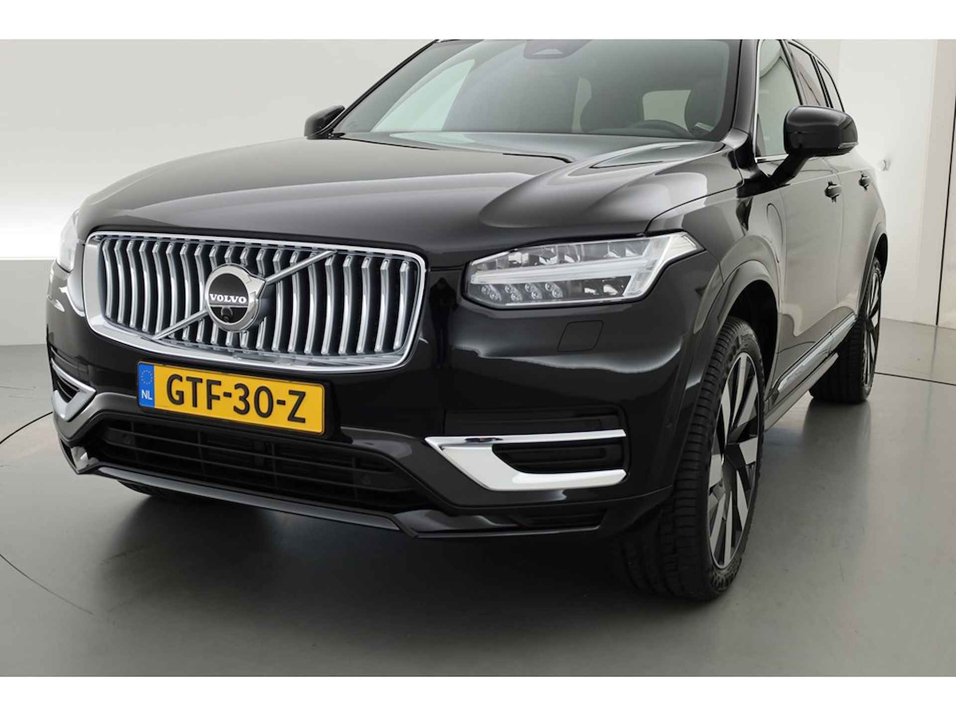 Volvo XC90 2.0 455PK T8 Recharge AWD Plus Bright, Pano-dak, 360 camera H&K Audio - 2/36