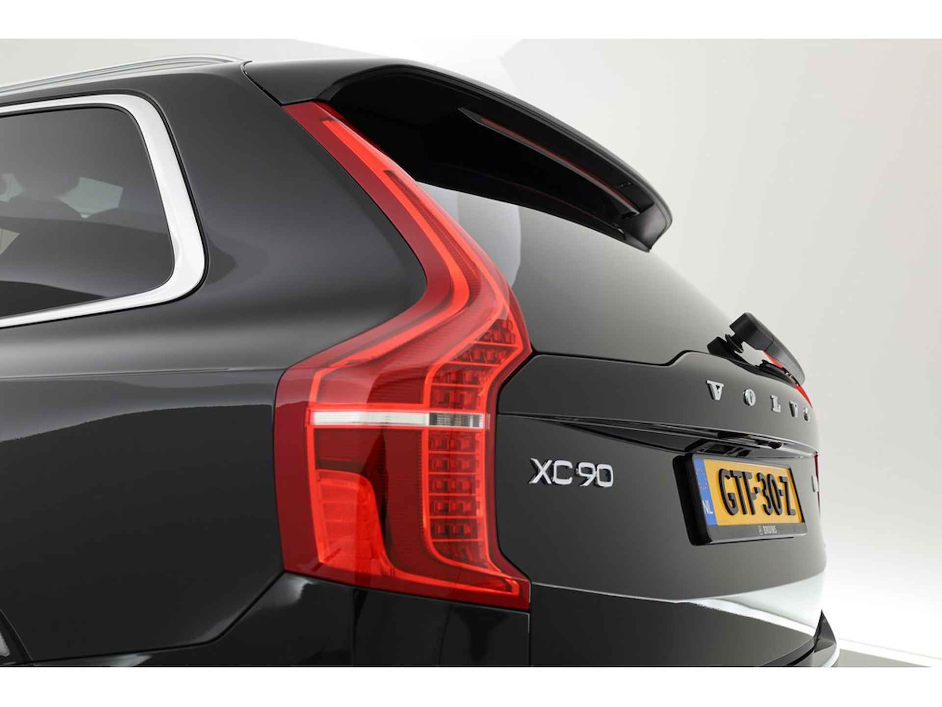 Volvo XC90 2.0 455PK T8 Recharge AWD Plus Bright, Pano-dak, 360 camera H&K Audio - 5/36