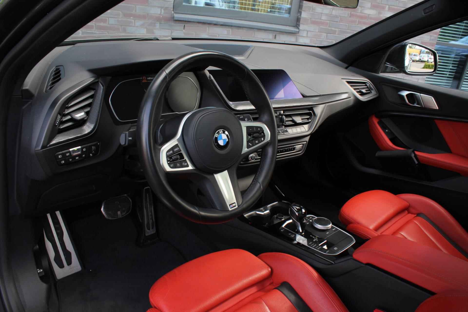 BMW 1-serie 118d High Executive - 11/17