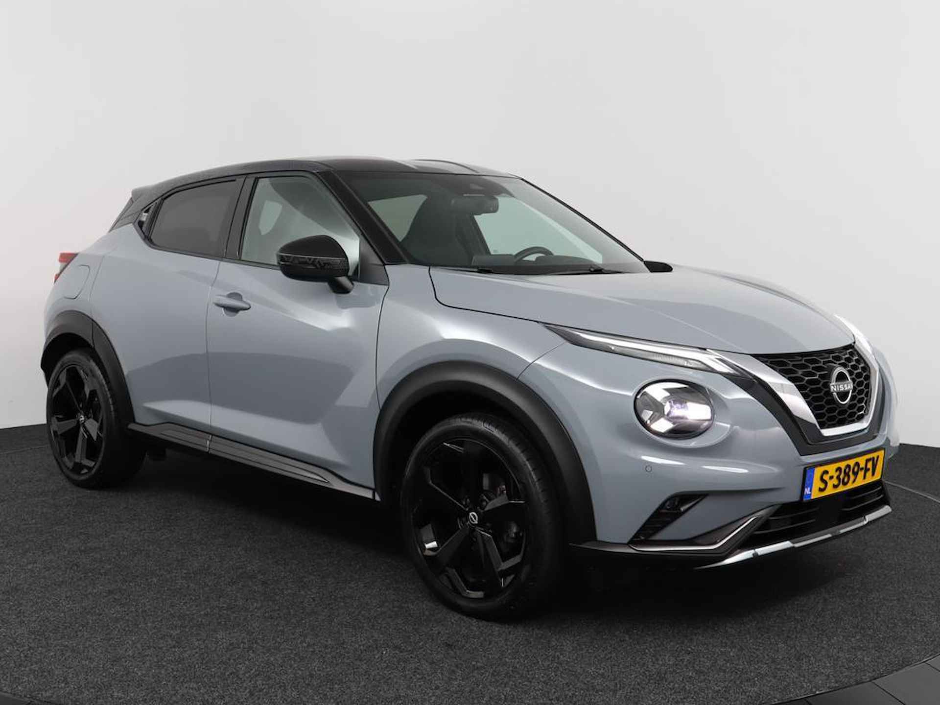 Nissan Juke 1.0 DIG-T Kiiro | Navigatie | Two-Tone | Afn. Trekhaak | Privacy Glass | Stoelverwarming | Climate Control | Eerste Eigenaar - 3/42