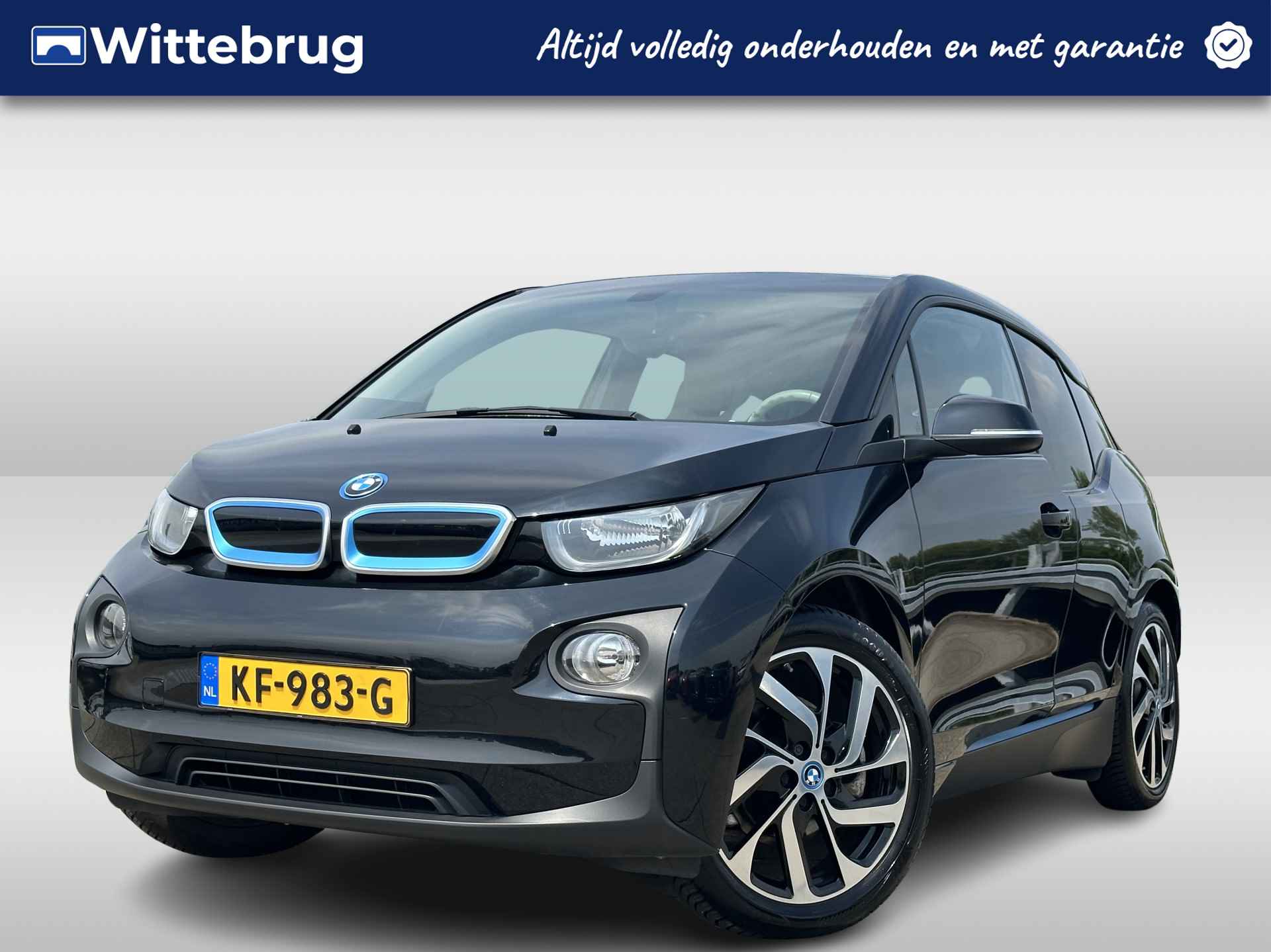 BMW i3 Basis Comfort Advance 94Ah 33 kWh | Navigatie | Warmtepomp | Parkeersensoren | Rijklaarprijs! | - 1/34