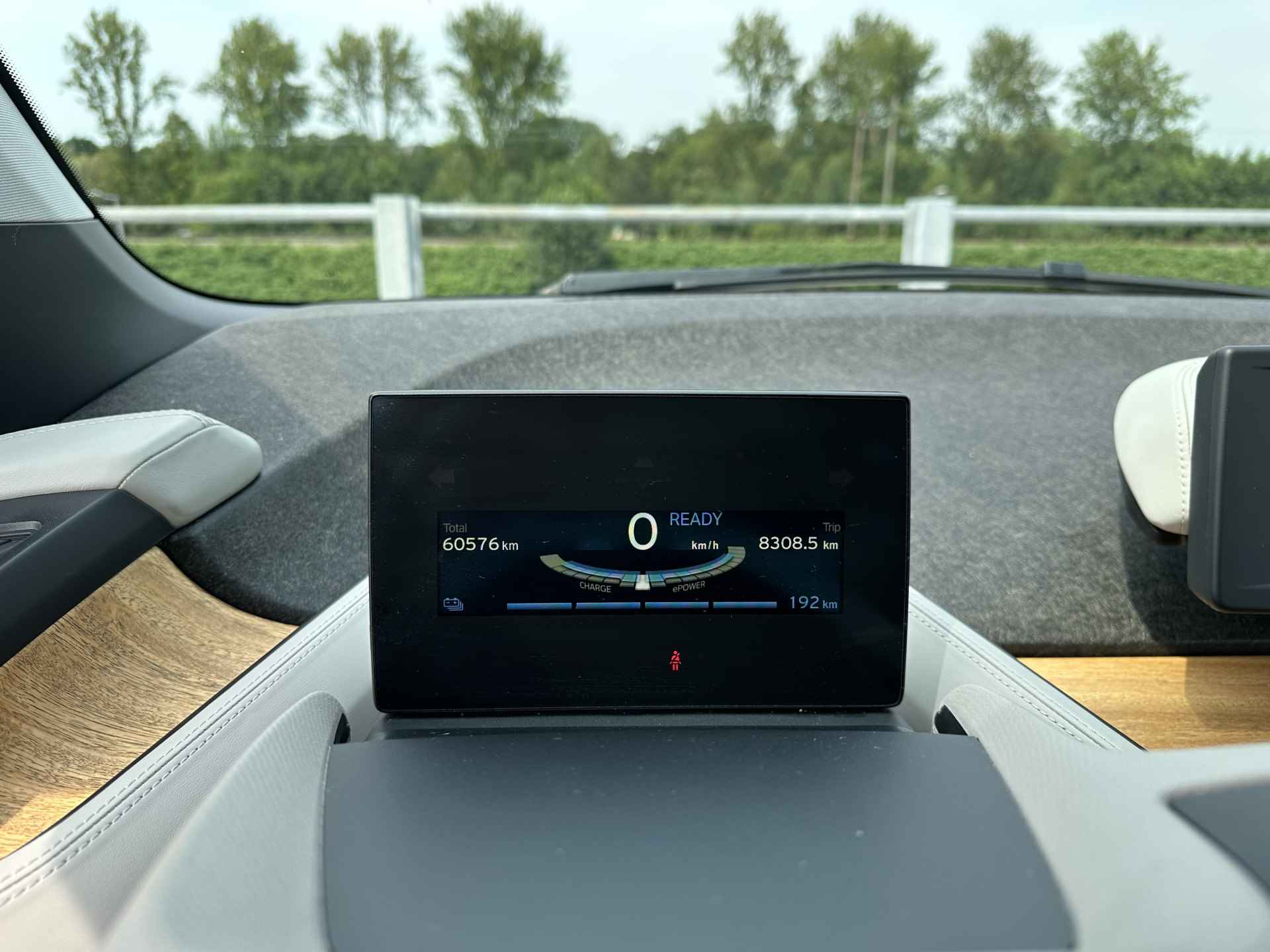 BMW i3 Basis Comfort Advance 94Ah 33 kWh | Navigatie | Warmtepomp | Parkeersensoren | Rijklaarprijs! | - 15/34