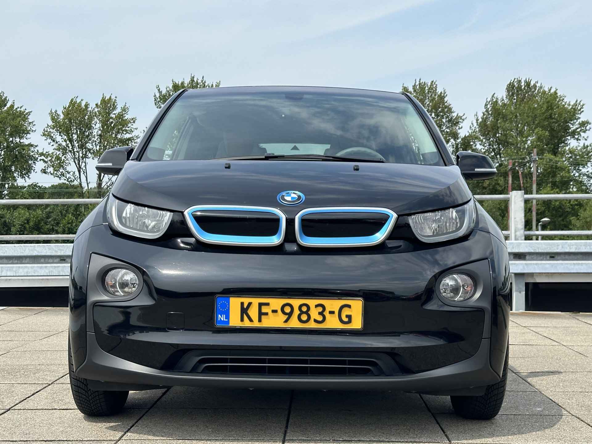 BMW i3 Basis Comfort Advance 94Ah 33 kWh | Navigatie | Warmtepomp | Parkeersensoren | Rijklaarprijs! | - 30/34