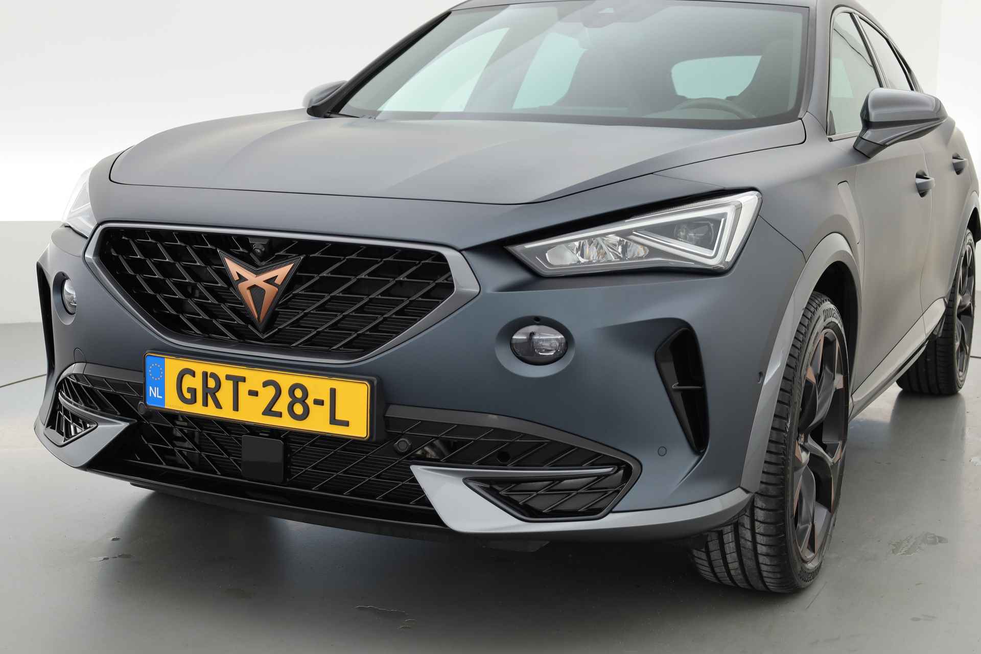 CUPRA Formentor 1.4 e-Hybrid VZ 245pk Copper Edition | Pano | MAT grijs | 360cam | Travel Assist | Leder | Stoel- Stuurverw. | Navi - 27/34