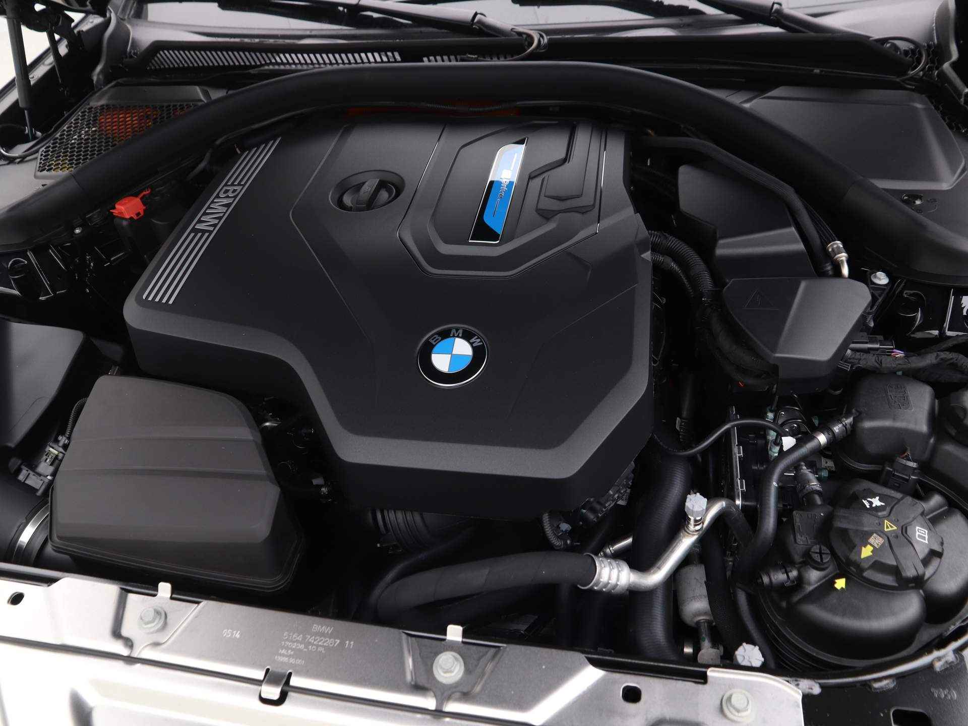 BMW 3 Serie 320e Touring M-Sport - 5/22