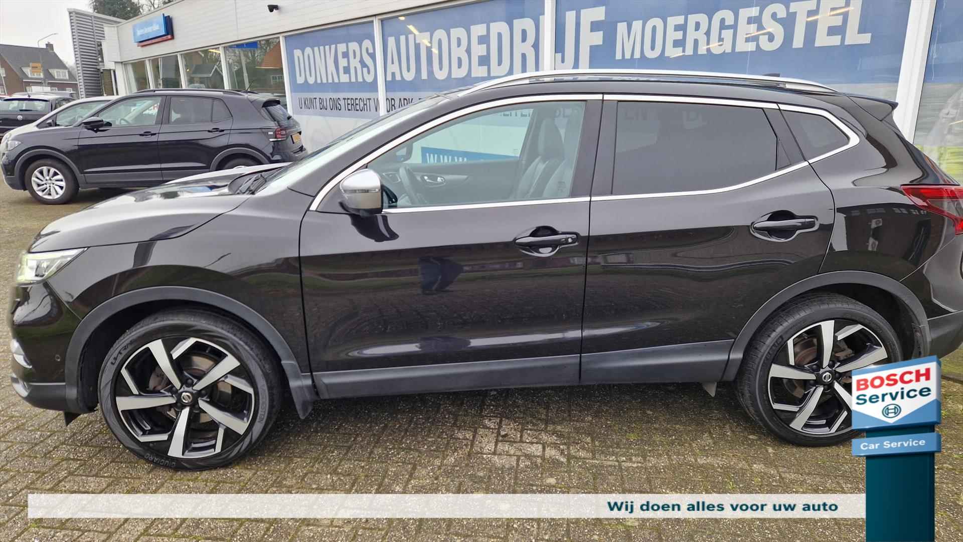 Nissan Qashqai 1.3 DIG-T 140pk Tekna+ Panoramadak, Navigatie,Camera, Leder - 2/26