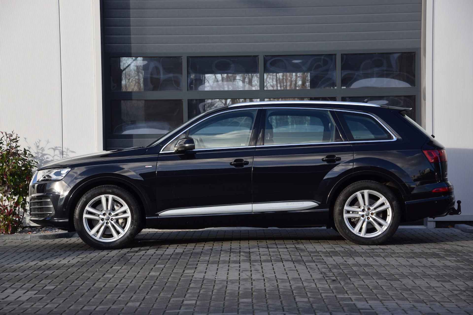 Audi Q7 3.0 TDI Quattro 7-Persoons| Luchtvering| Panorama-dak | Head-Up - 2/30