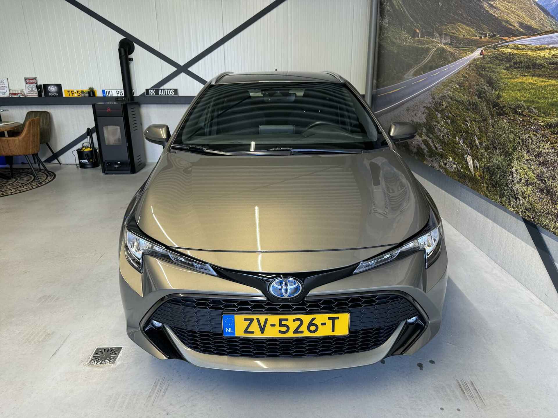 Toyota Corolla Touring Sports 2.0 Hybrid Dynamic - 12/37