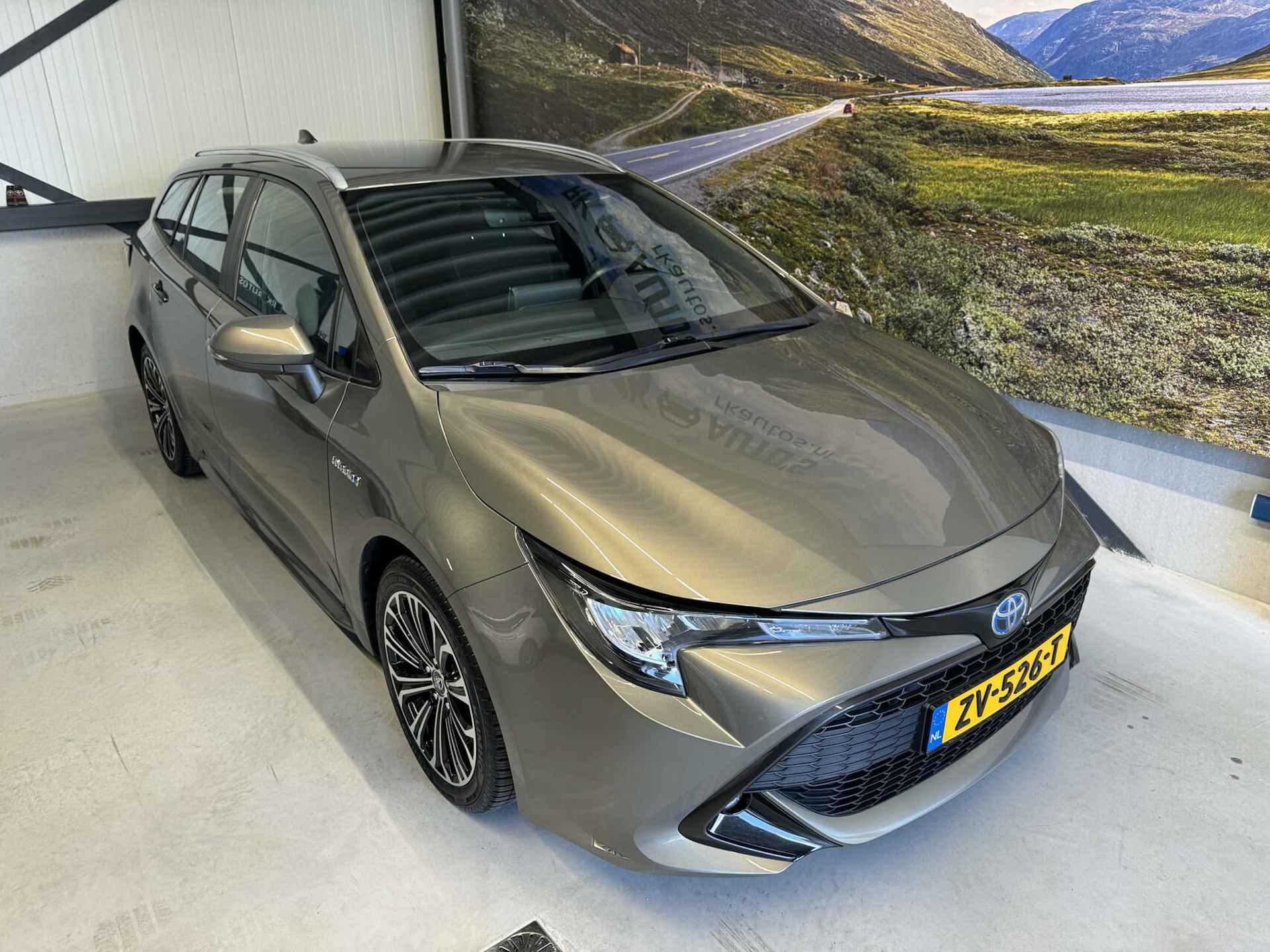 Toyota Corolla Touring Sports 2.0 Hybrid Dynamic - 19/37