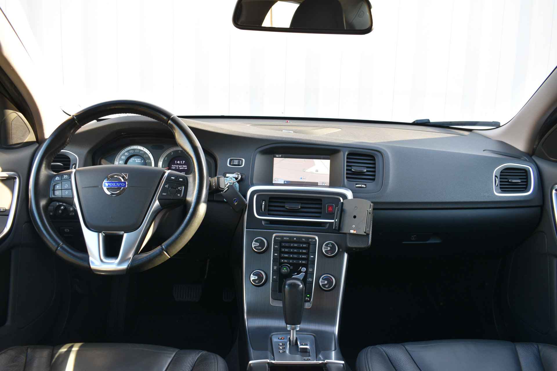Volvo S60 3.0 T6 AWD 305PK Summum | 6-Cilinder | Memory Seats | Premium Sound | NAVI - 4/41