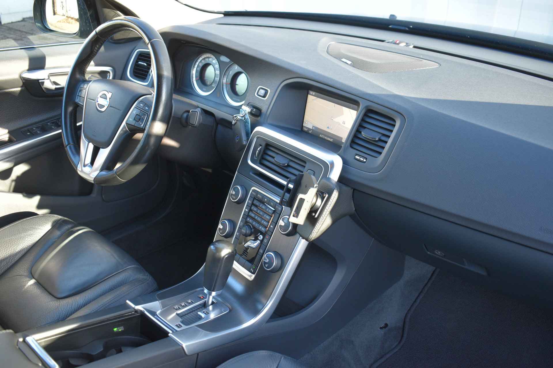 Volvo S60 3.0 T6 AWD 305PK Summum | 6-Cilinder | Memory Seats | Premium Sound | NAVI - 36/41
