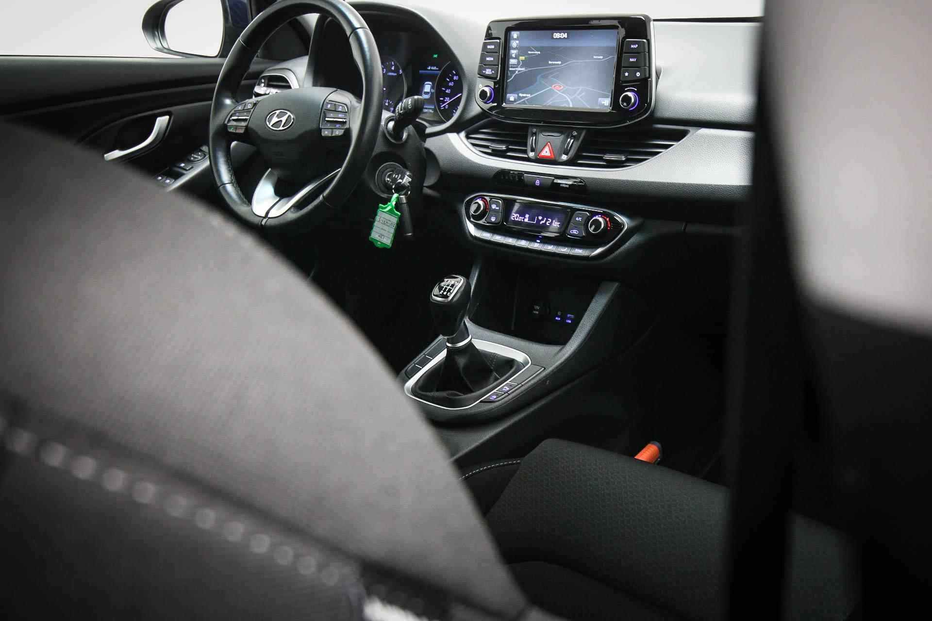 Hyundai i30 Wagon 1.0 T-GDI Comfort | BTW | CLIMA | CRUISE | NAVI | DAB | APPLE | CAMERA - 9/49