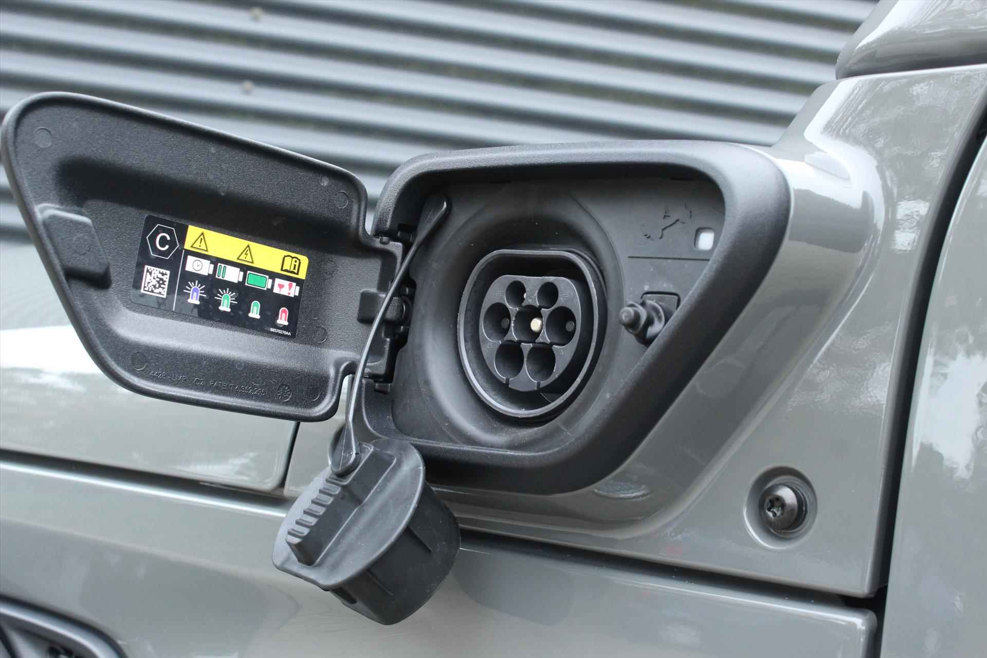 Jeep Wrangler 4xe PHEV 380pk 4D Automaat | 4x4 | Navigatie | Camera Voor&Achter | - 29/42