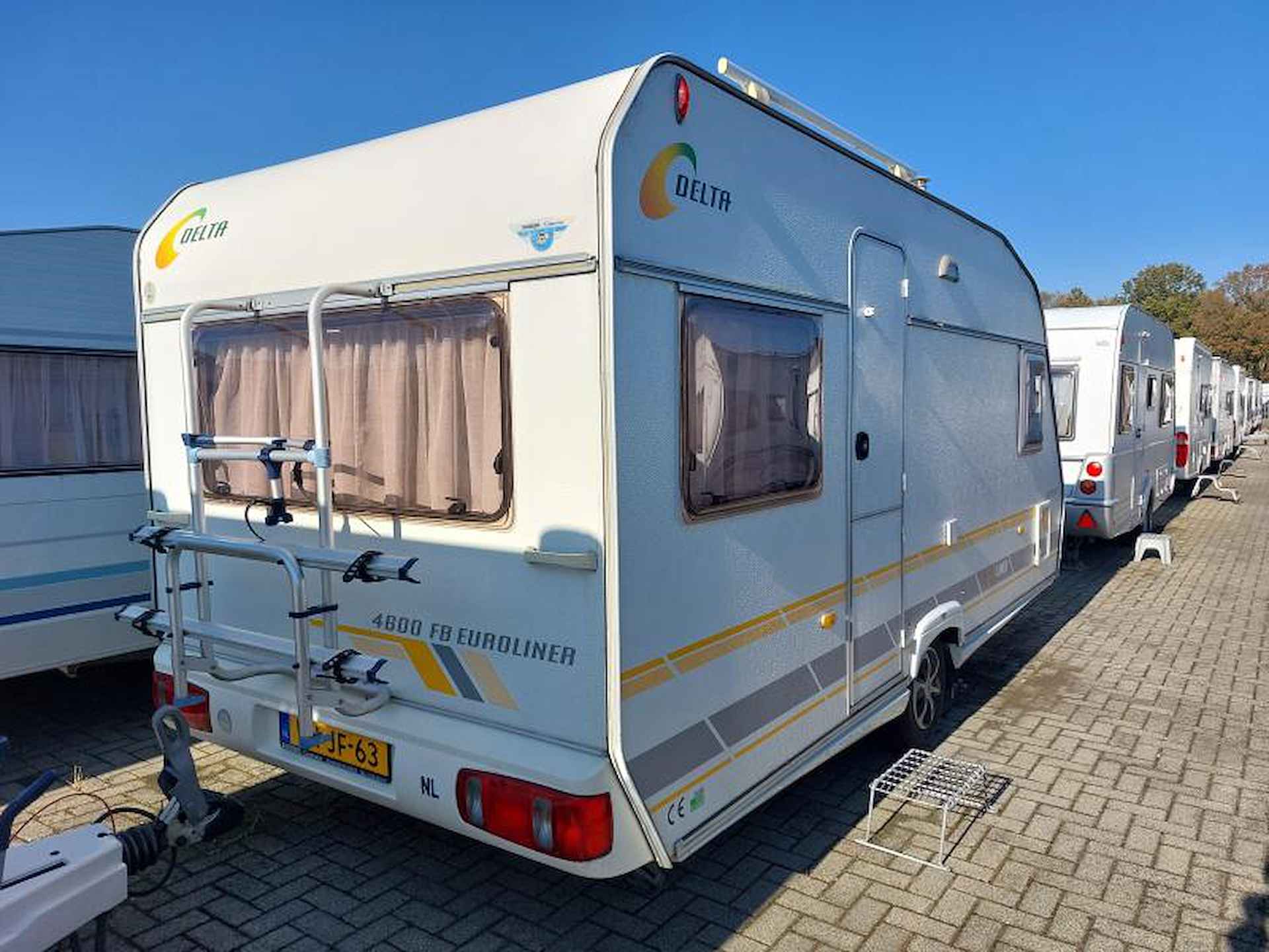 Delta Euroliner 4600 FB 2004 Mover/Voortent - 3/16