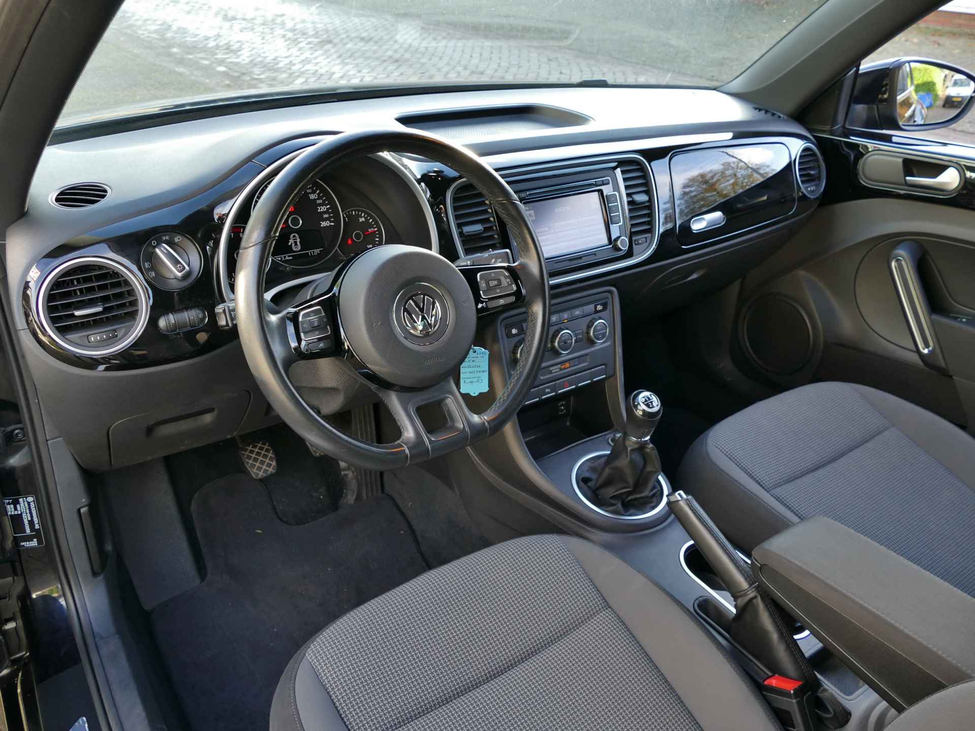 Volkswagen Beetle 1.2 TSI Design | cruise control | all-season-banden | parkeersensoren - 33/55